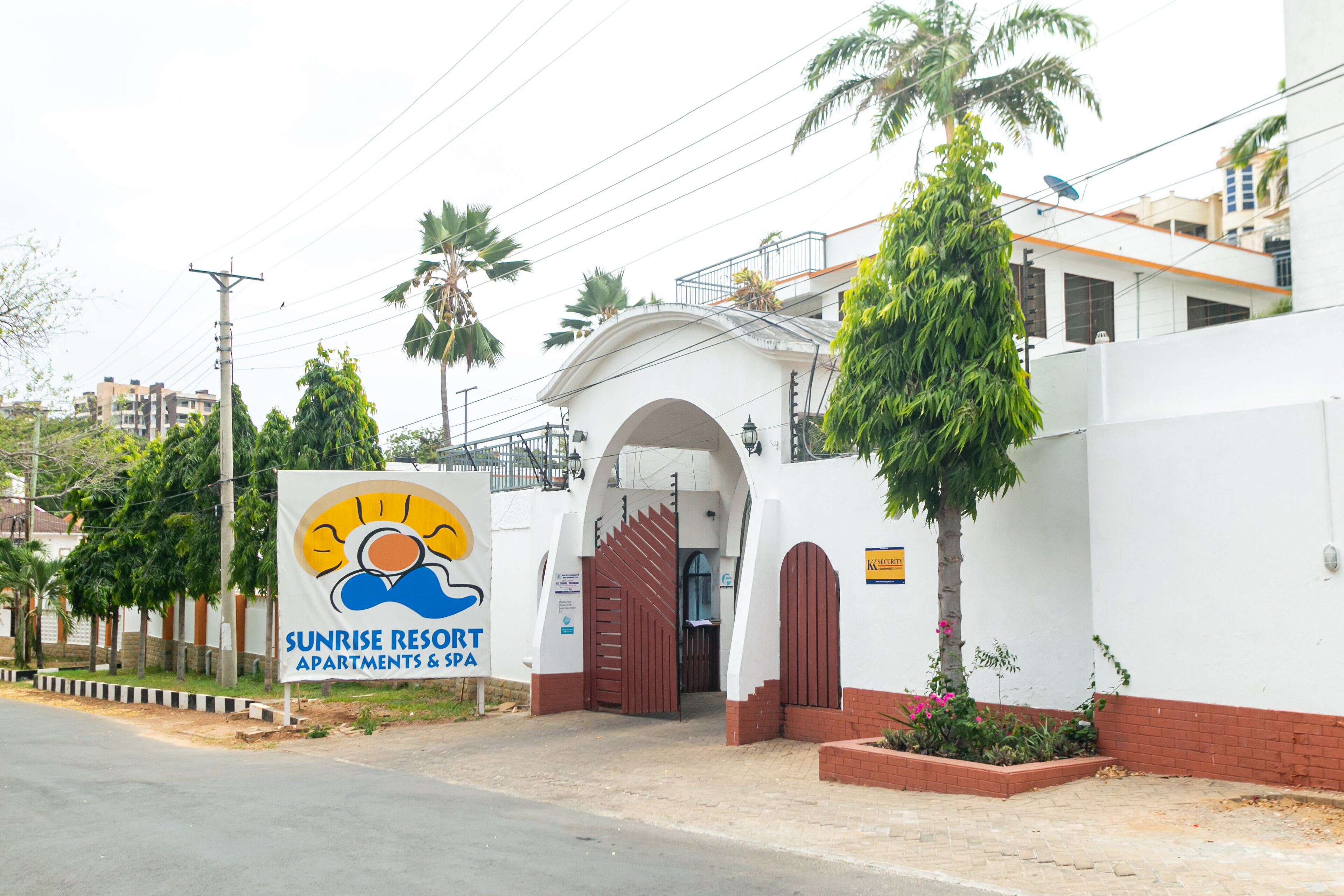 Sunrise Resort Apartments & Spa Sunrise Resort Apartments & Spa