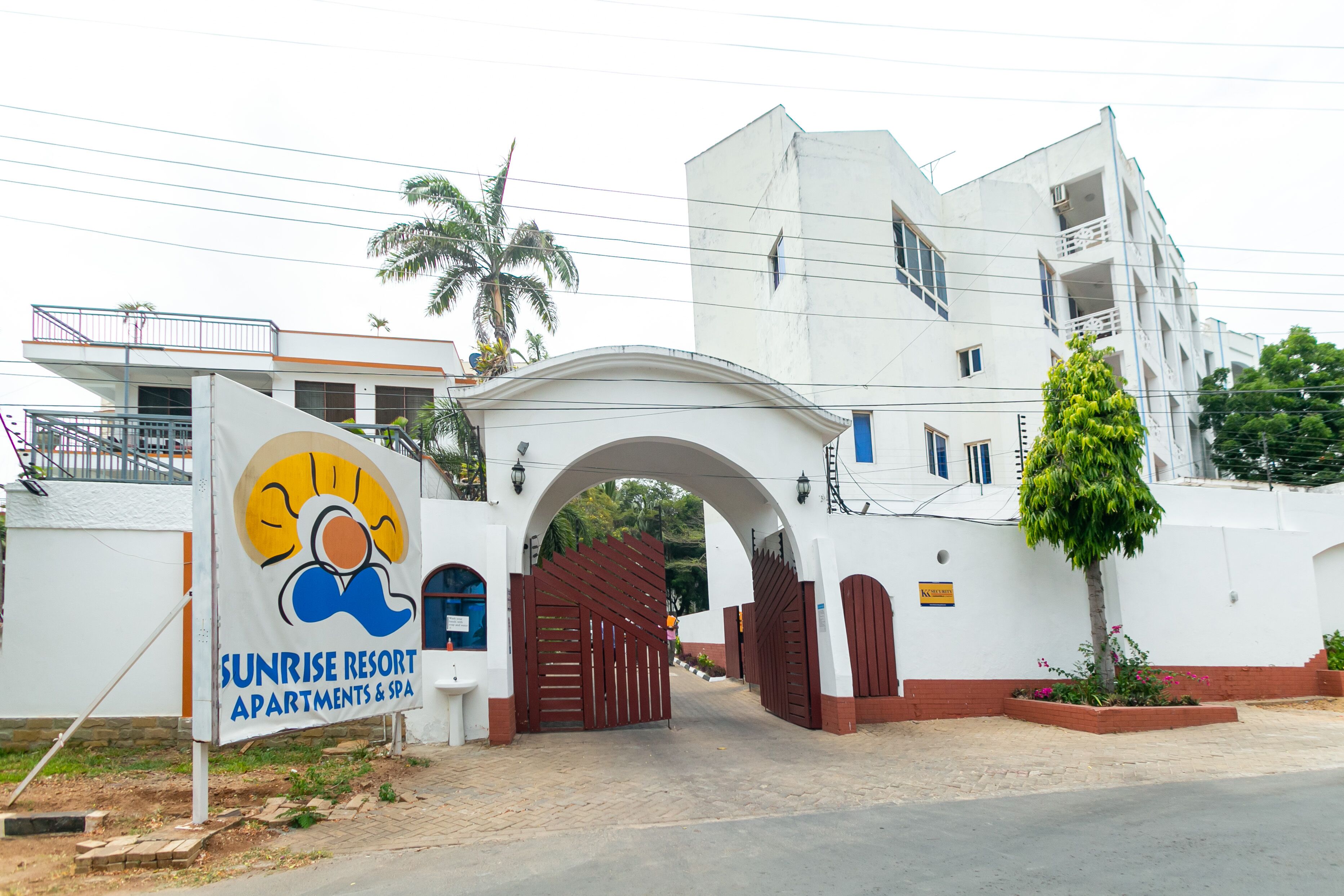 Sunrise Resort Apartments & Spa Sunrise Resort Apartments & Spa