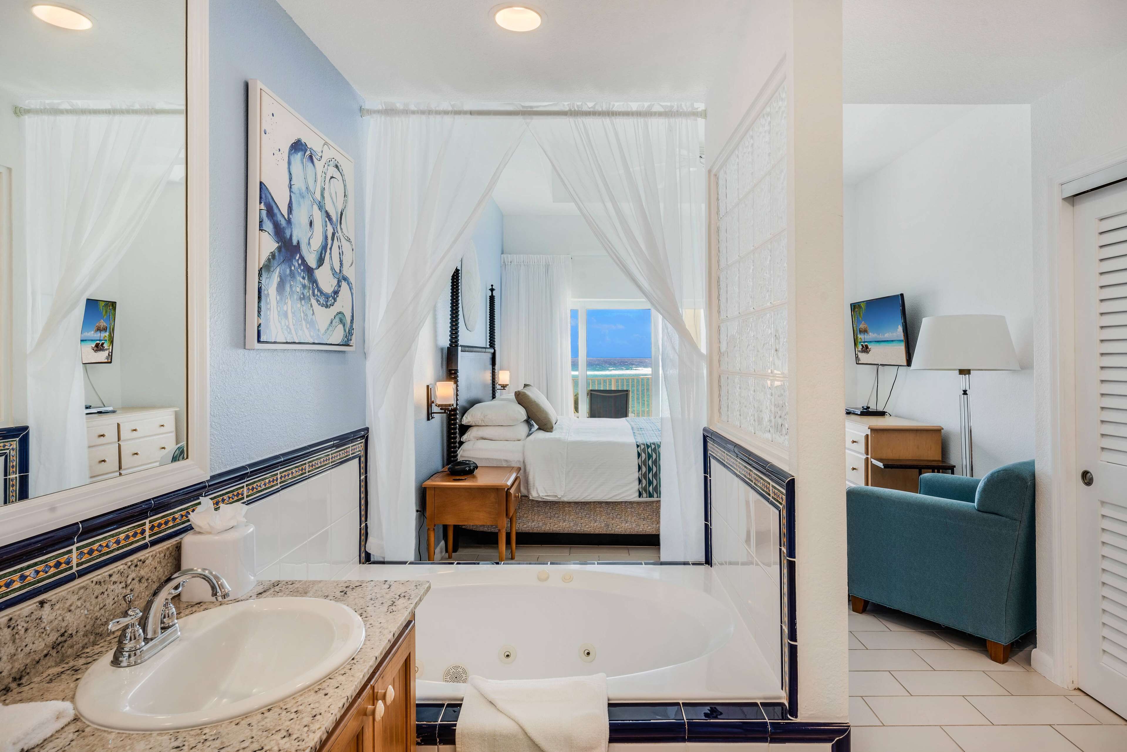 Wyndham Reef Resort Grand Cayman Wyndham Reef Resort Grand Cayman