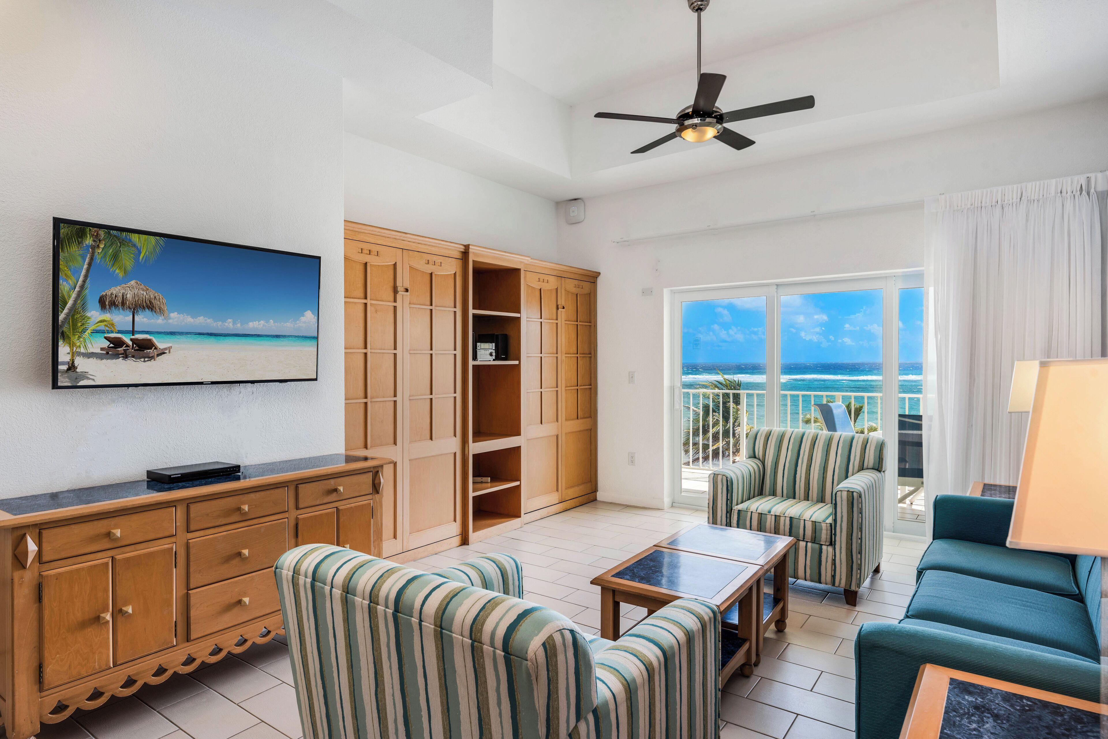 Wyndham Reef Resort Grand Cayman Wyndham Reef Resort Grand Cayman