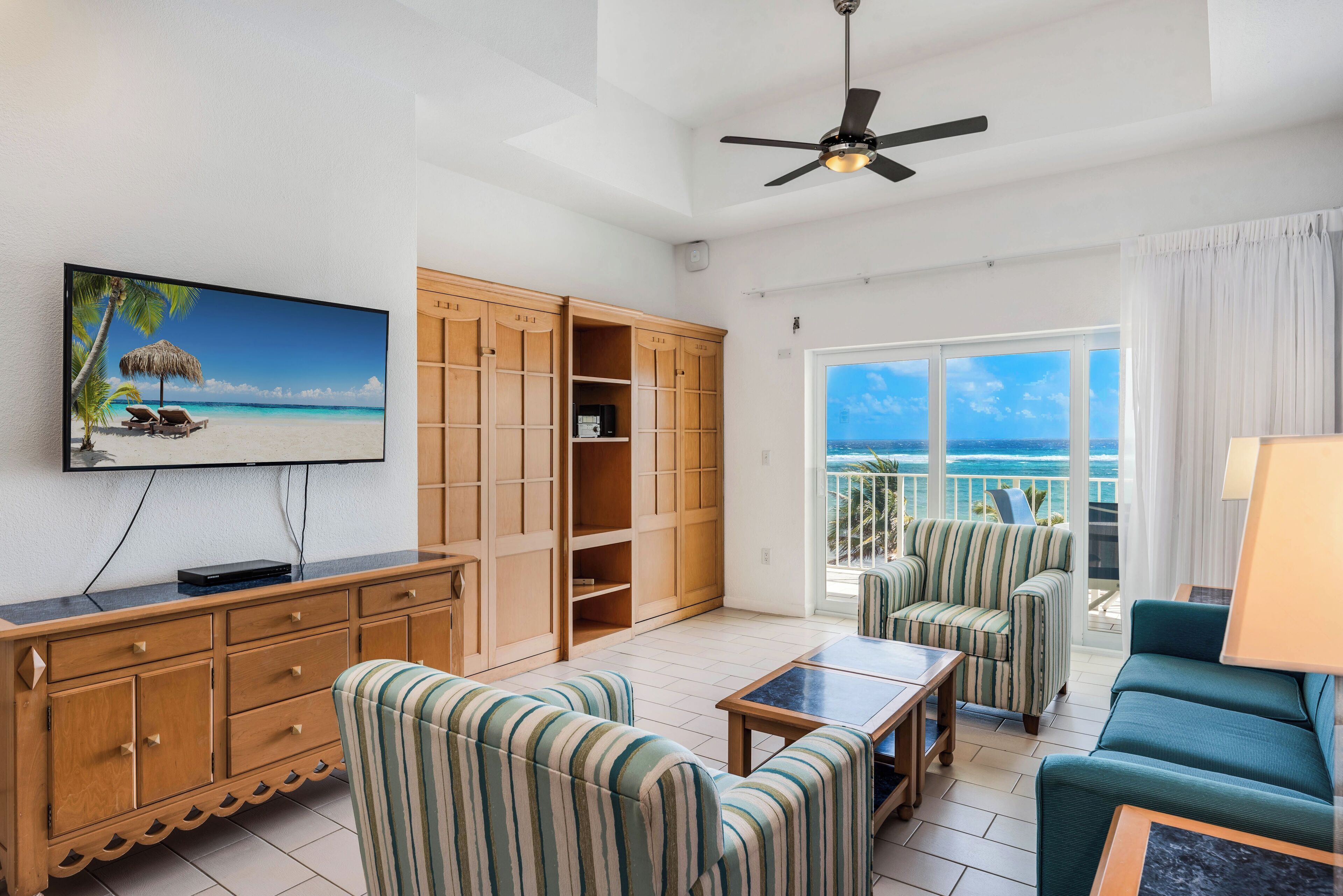 Wyndham Reef Resort Grand Cayman Wyndham Reef Resort Grand Cayman