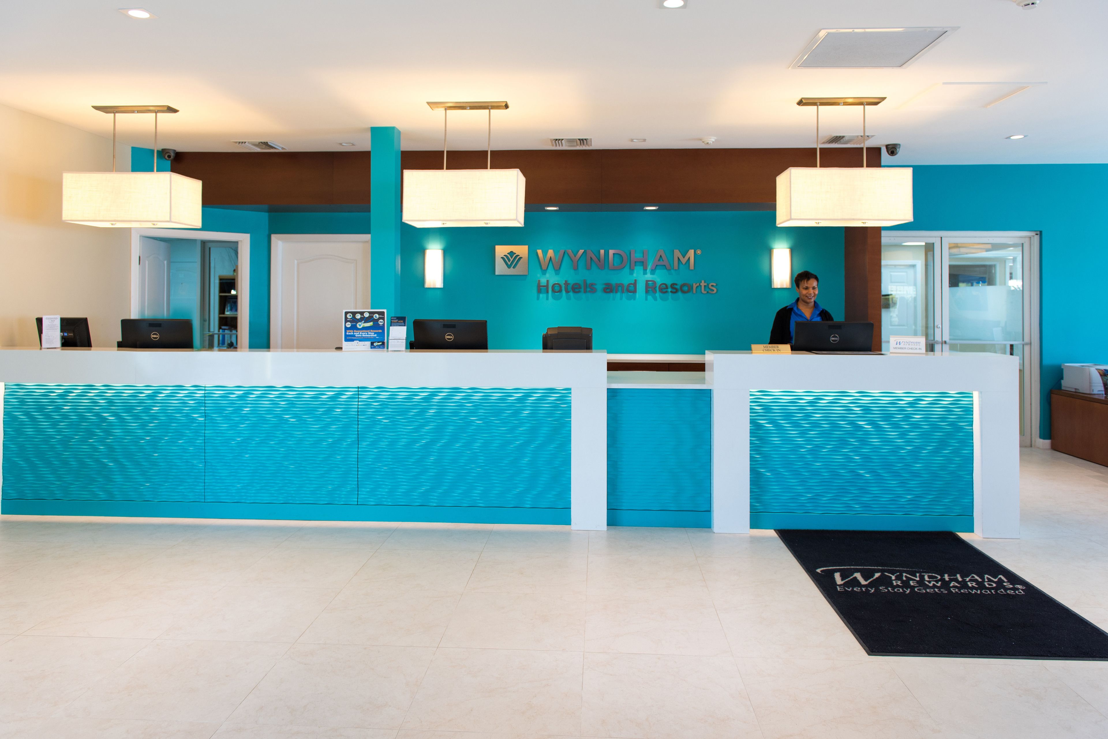 Wyndham Reef Resort Grand Cayman Wyndham Reef Resort Grand Cayman