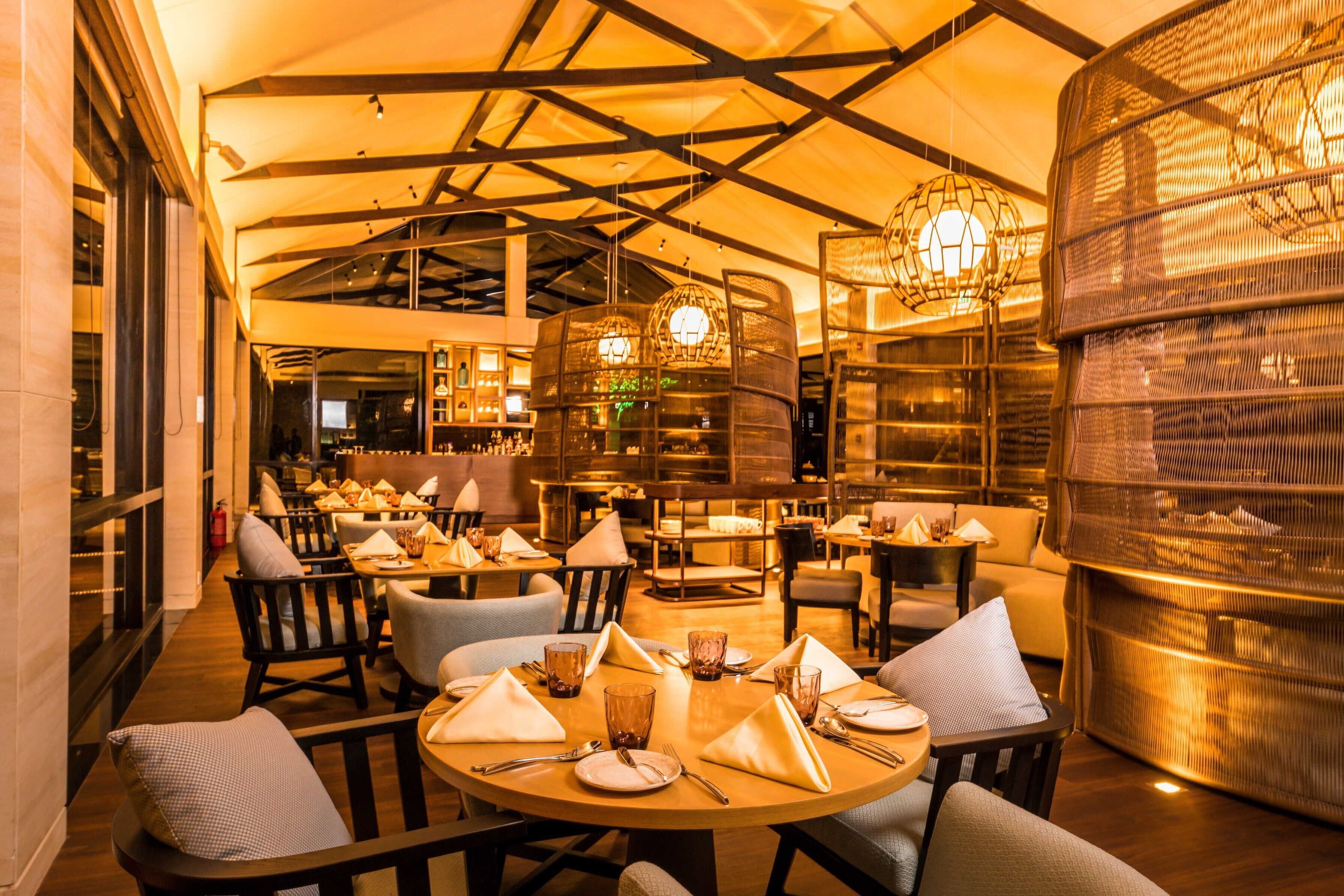 DoubleTree by Hilton Weerawila Rajawarna Resort