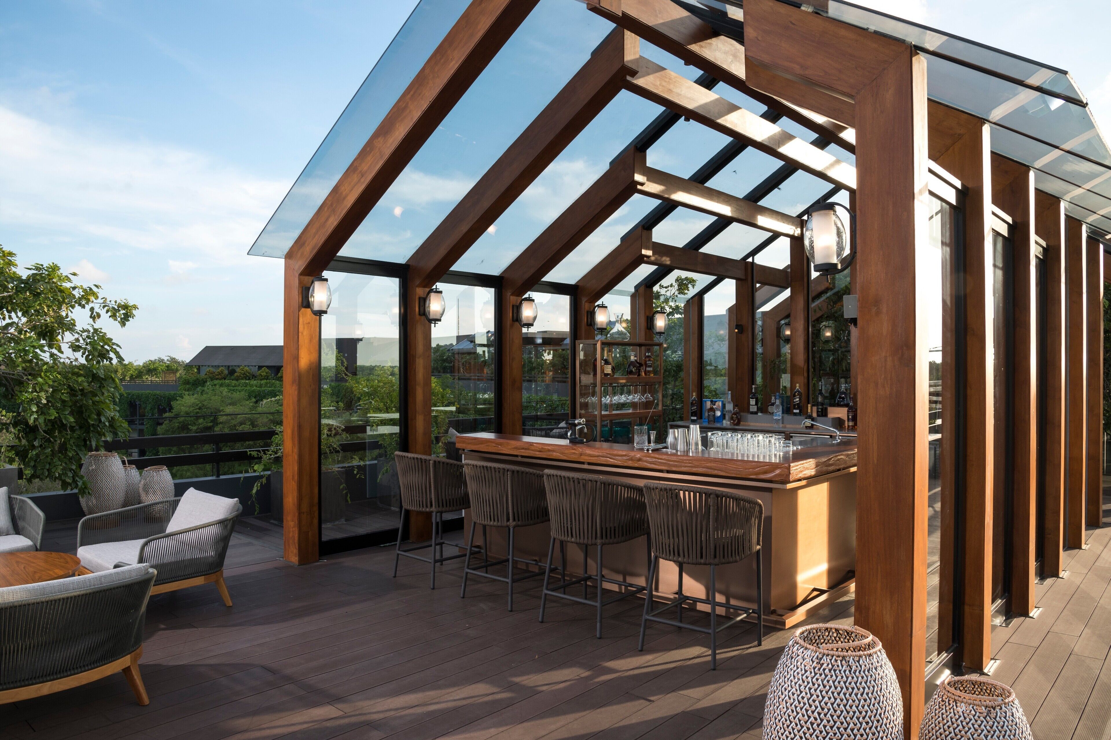 DoubleTree by Hilton Weerawila Rajawarna Resort