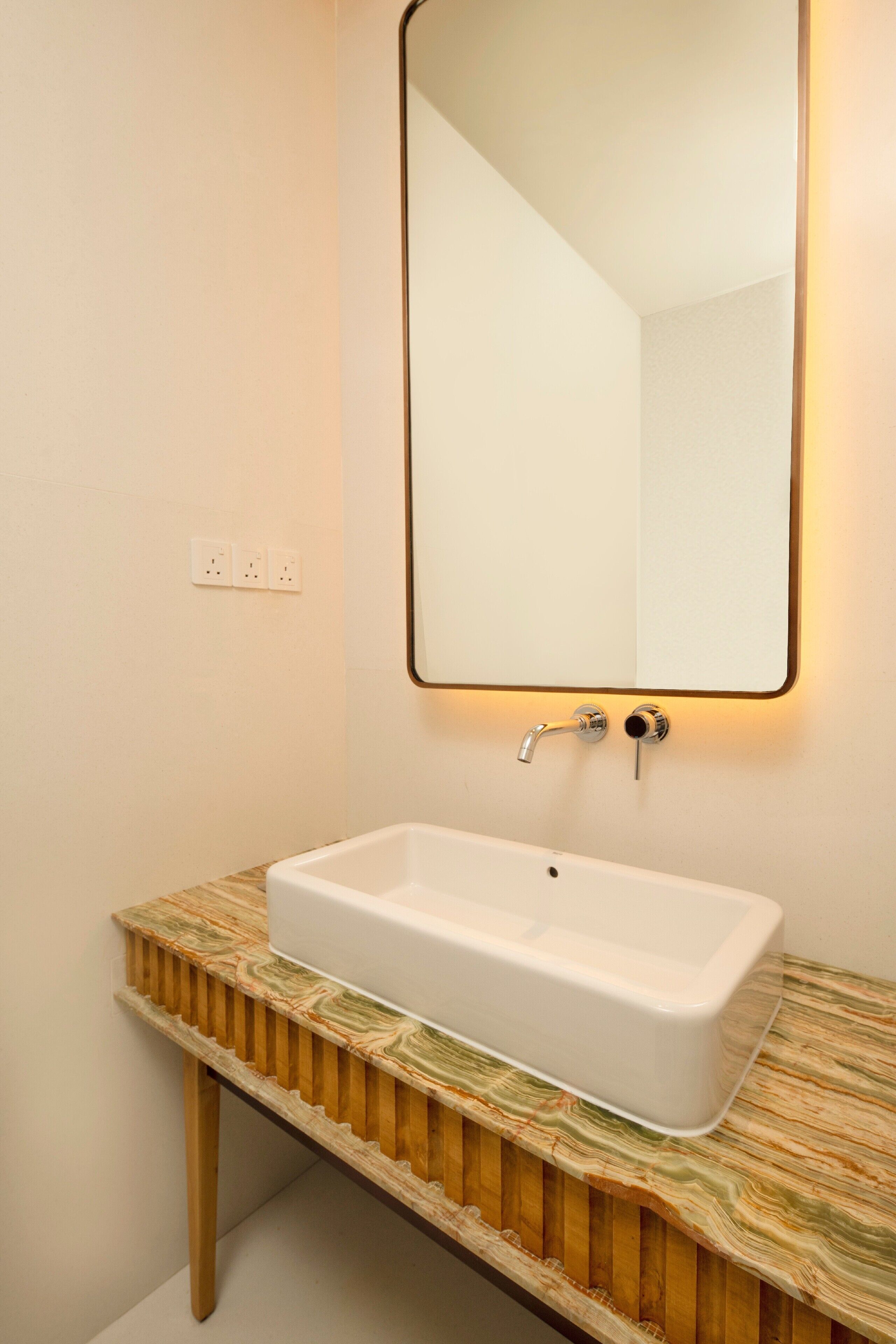 DoubleTree by Hilton Weerawila Rajawarna Resort