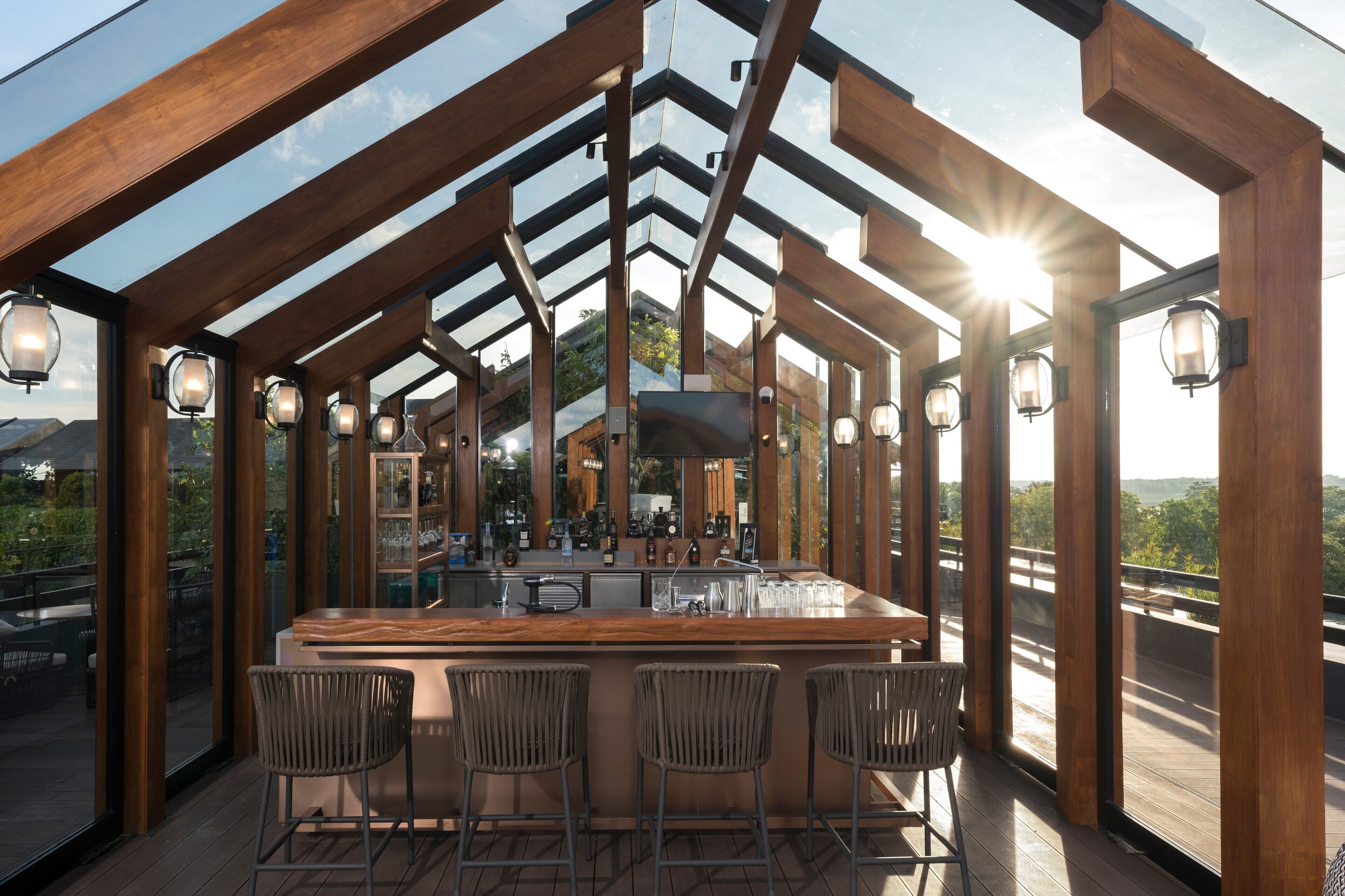 DoubleTree by Hilton Weerawila Rajawarna Resort