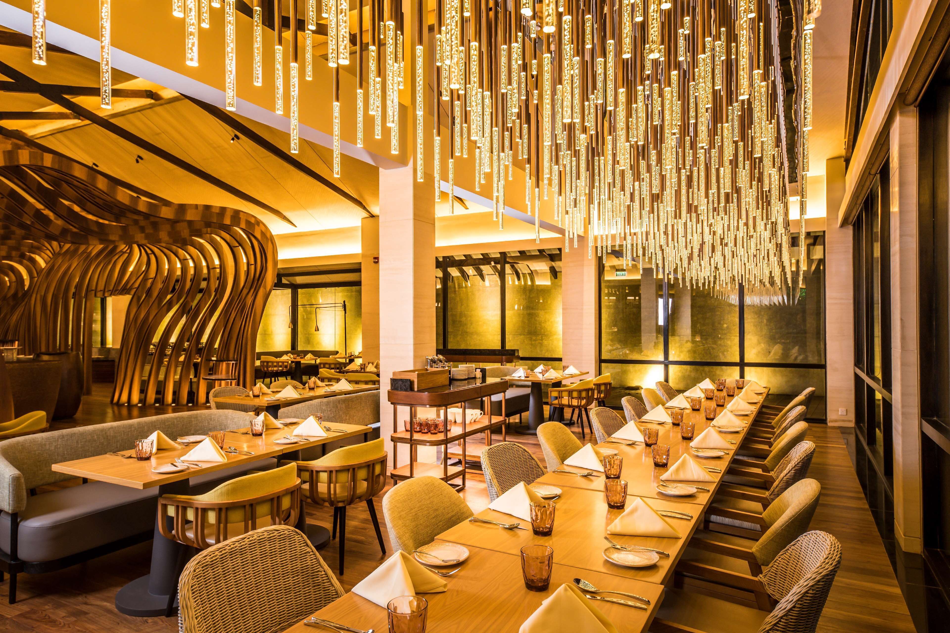 DoubleTree by Hilton Weerawila Rajawarna Resort