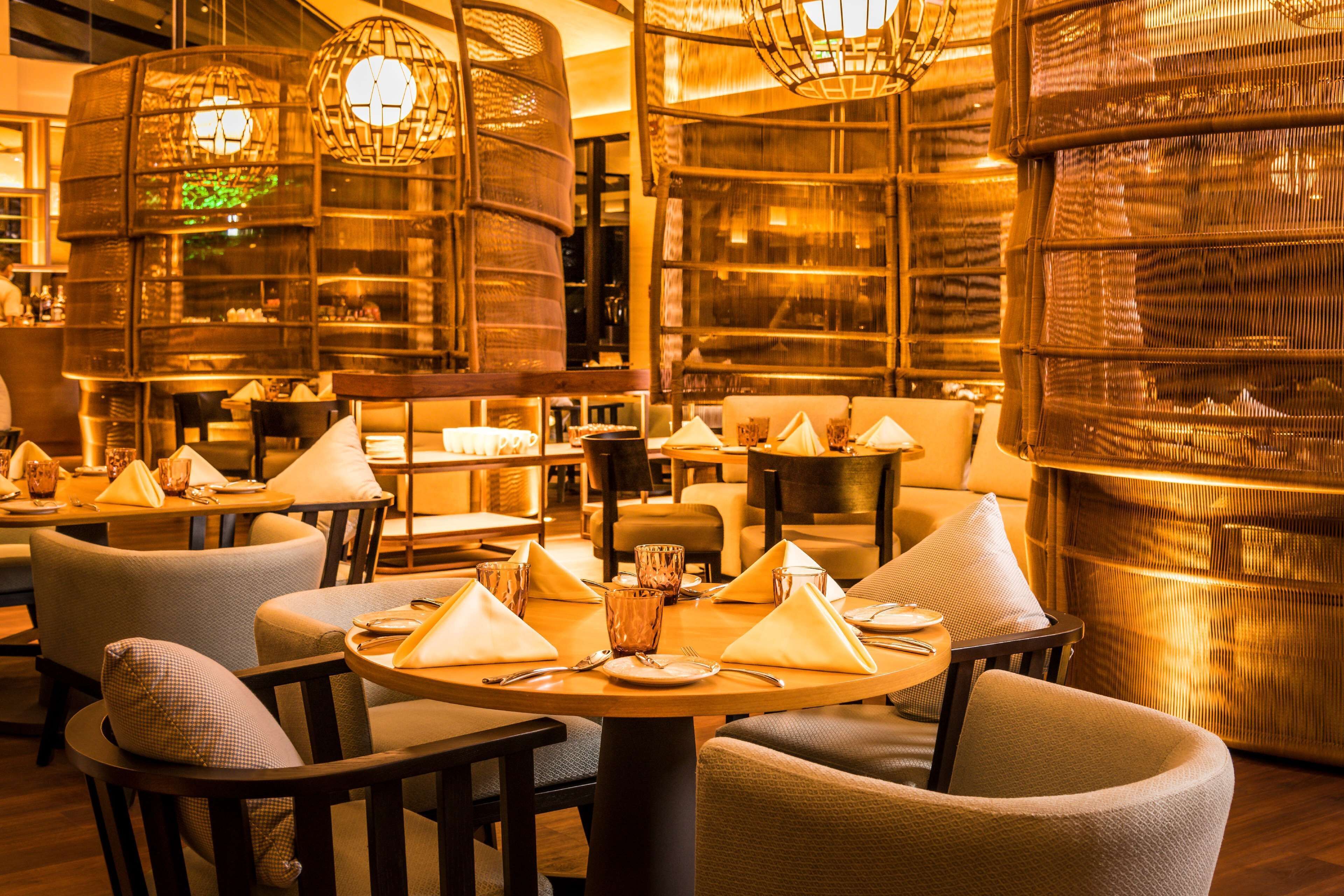 DoubleTree by Hilton Weerawila Rajawarna Resort