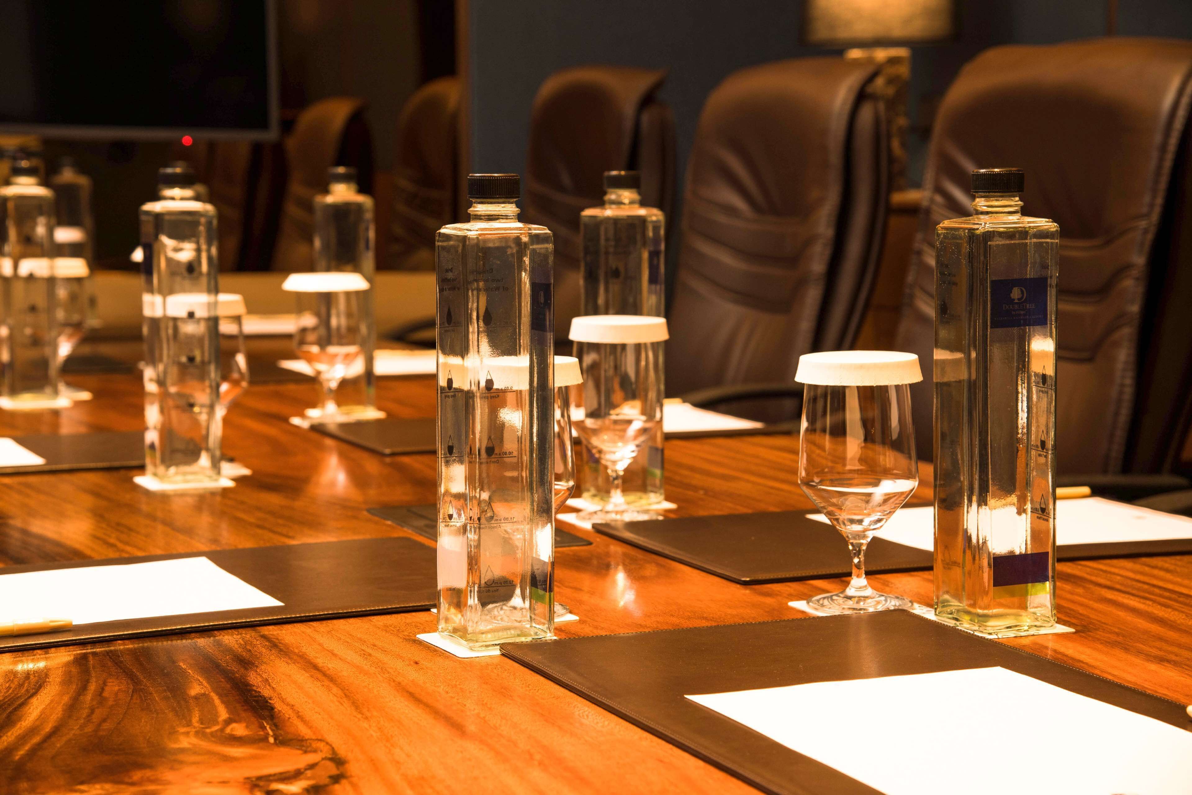 DoubleTree by Hilton Weerawila Rajawarna Resort