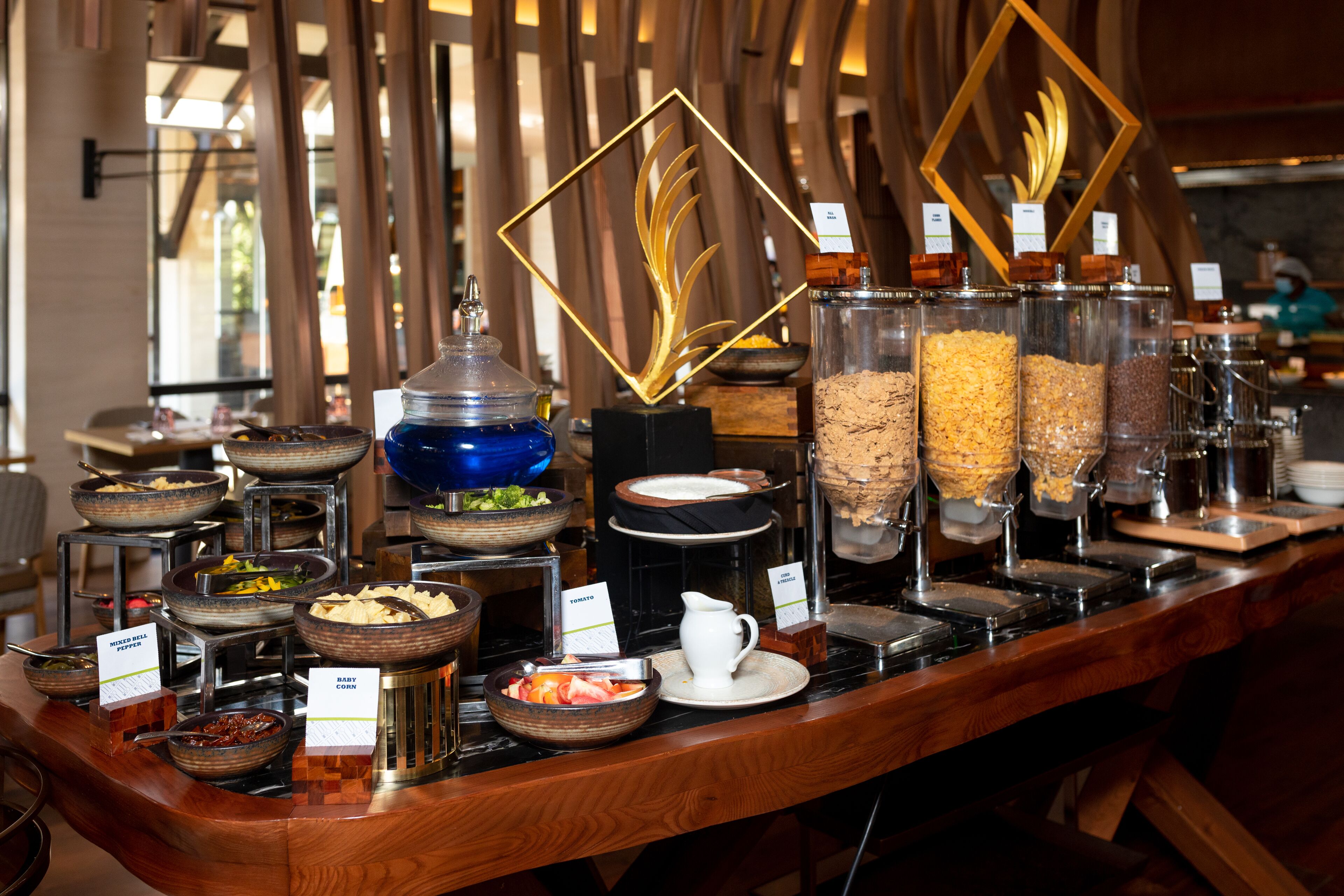 DoubleTree by Hilton Weerawila Rajawarna Resort