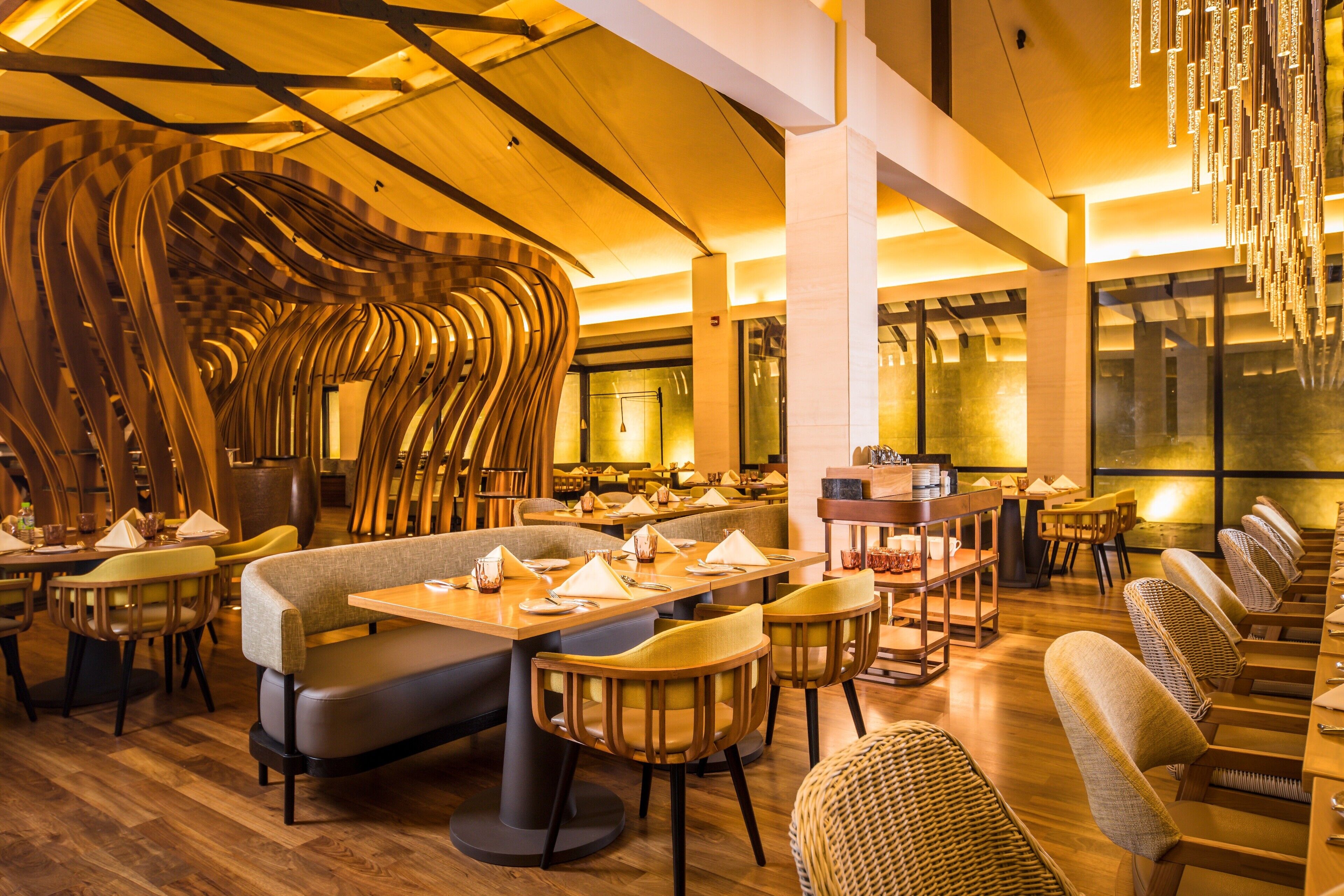 DoubleTree by Hilton Weerawila Rajawarna Resort