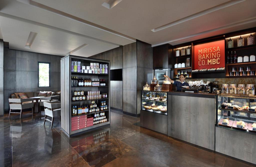 Weligama Bay Marriott Resort & Spa