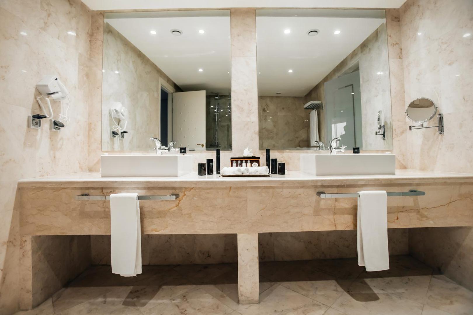 DoubleTree by Hilton Casablanca City Centre