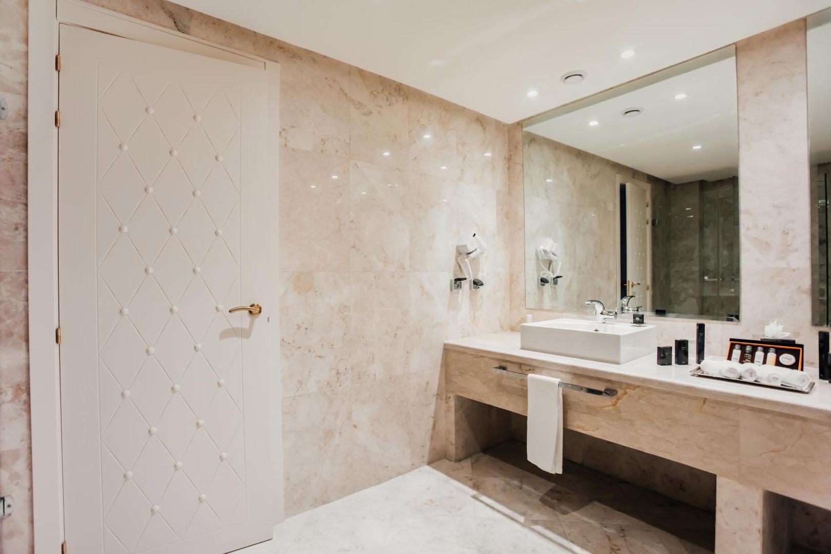 DoubleTree by Hilton Casablanca City Centre