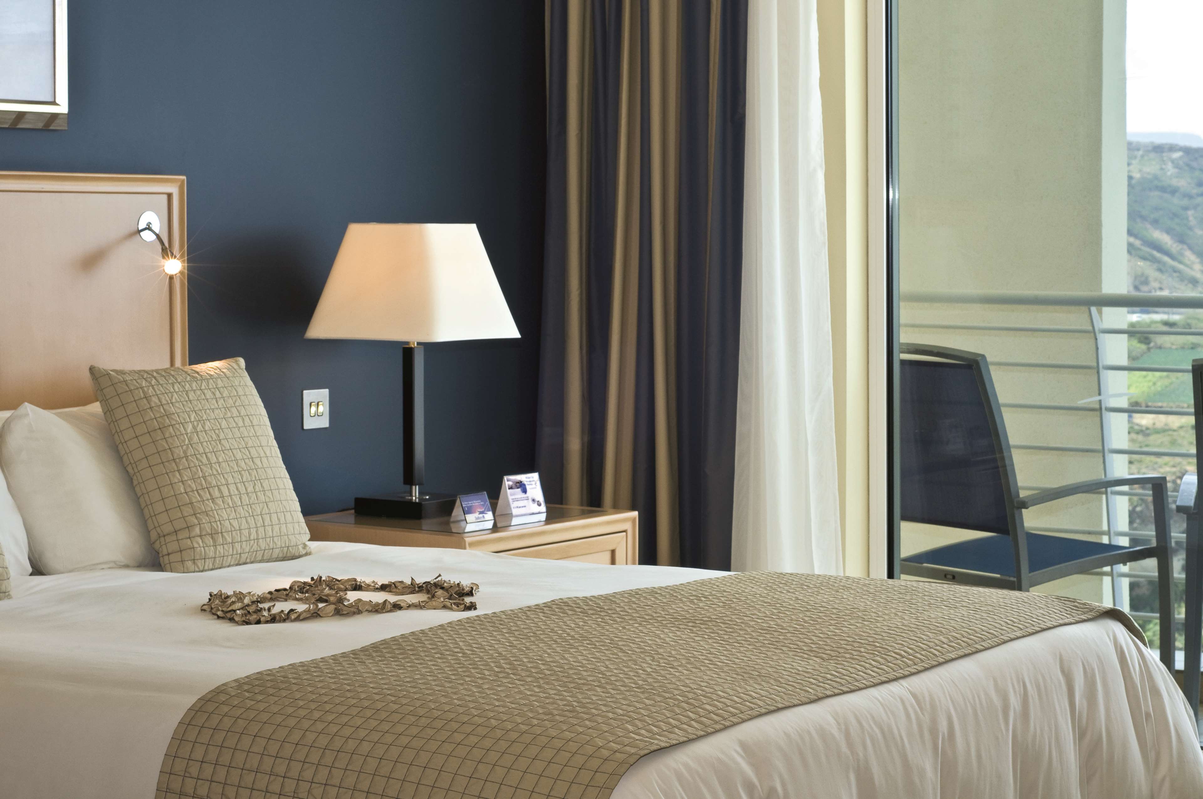 Radisson Blu Resort & Spa Malta Golden Sands Radisson Blu Resort & Spa Malta Golden Sands