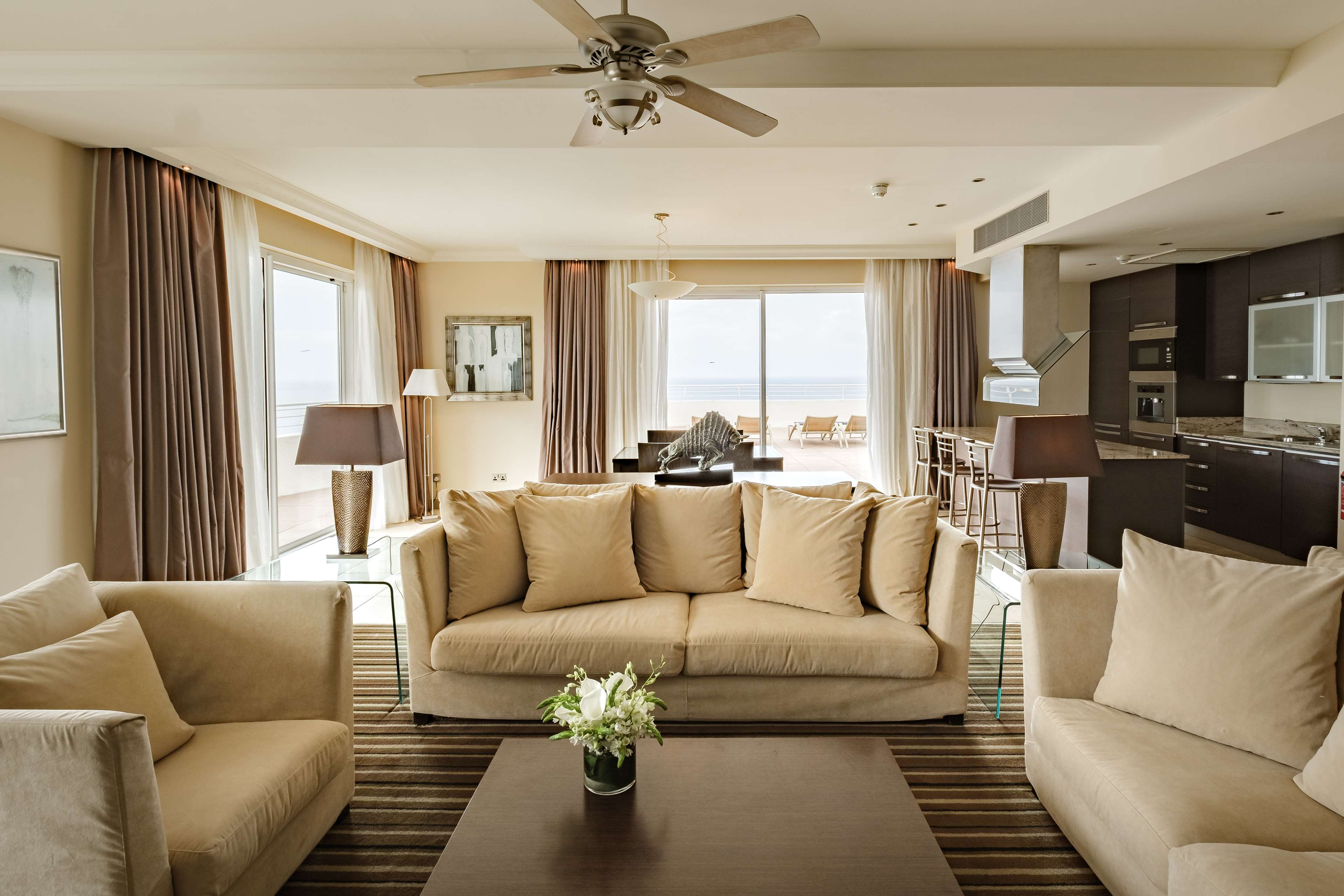 Radisson Blu Resort & Spa Malta Golden Sands Radisson Blu Resort & Spa Malta Golden Sands
