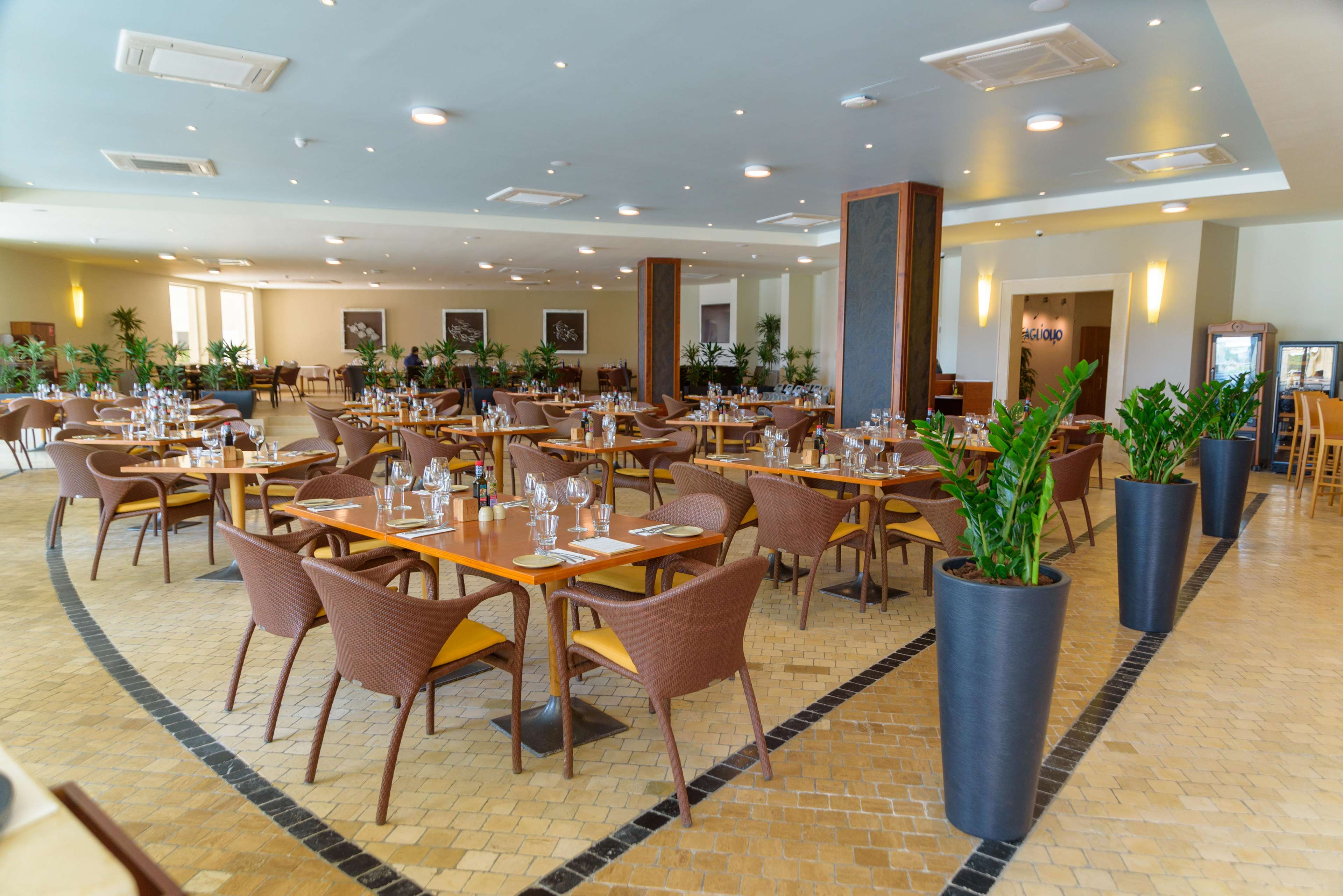 Radisson Blu Resort & Spa Malta Golden Sands Radisson Blu Resort & Spa Malta Golden Sands