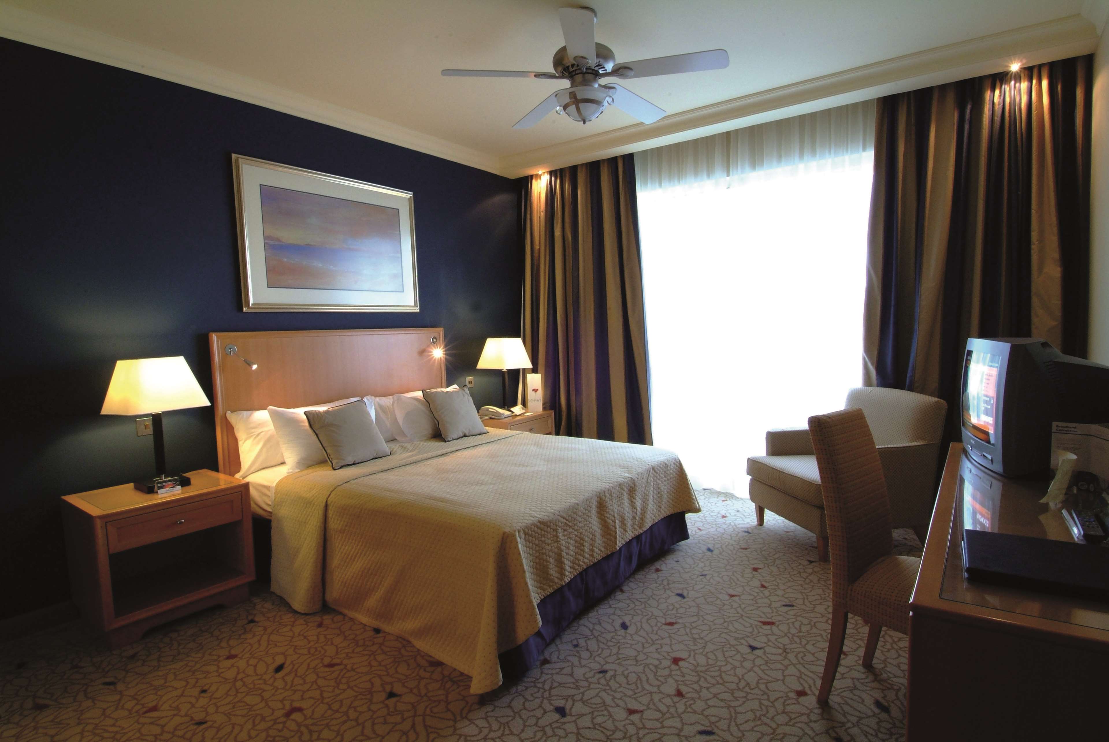 Radisson Blu Resort & Spa Malta Golden Sands Radisson Blu Resort & Spa Malta Golden Sands