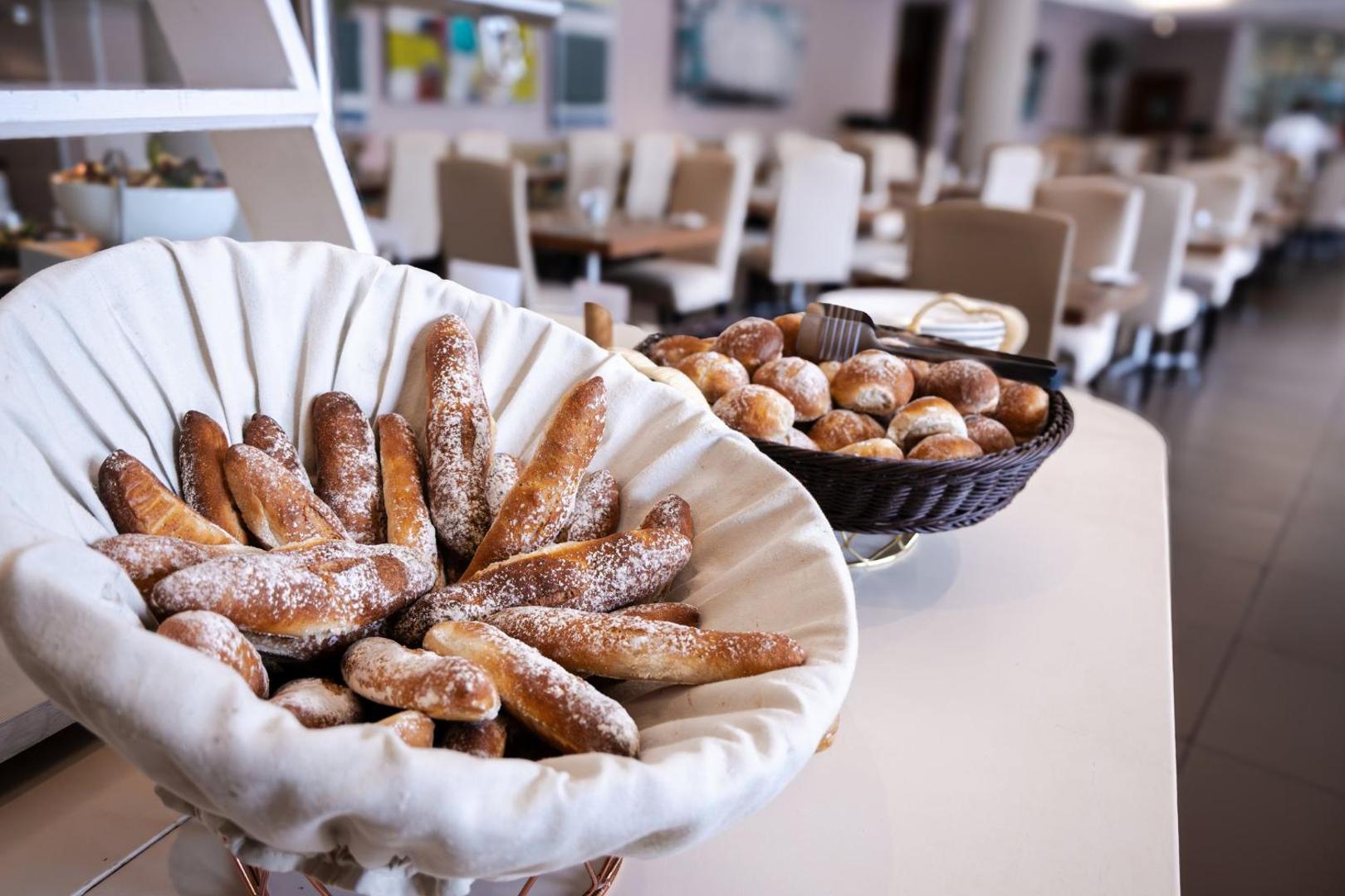 Holiday Inn Mauritius Mon Tresor