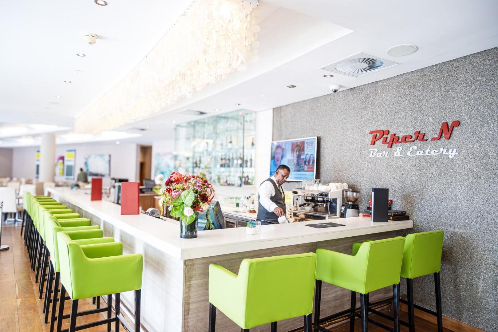 Holiday Inn Mauritius Mon Tresor