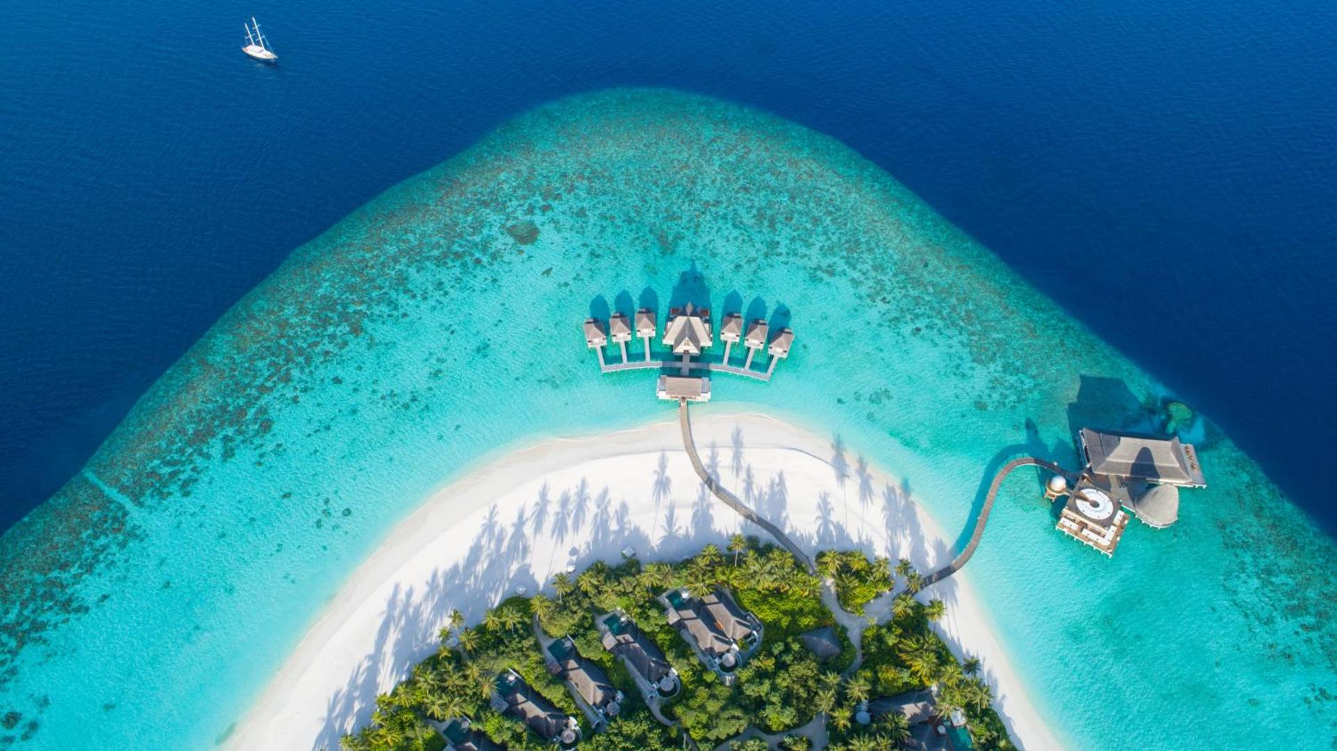 Anantara Kihavah Maldives Villas Anantara Kihavah Maldives Villas