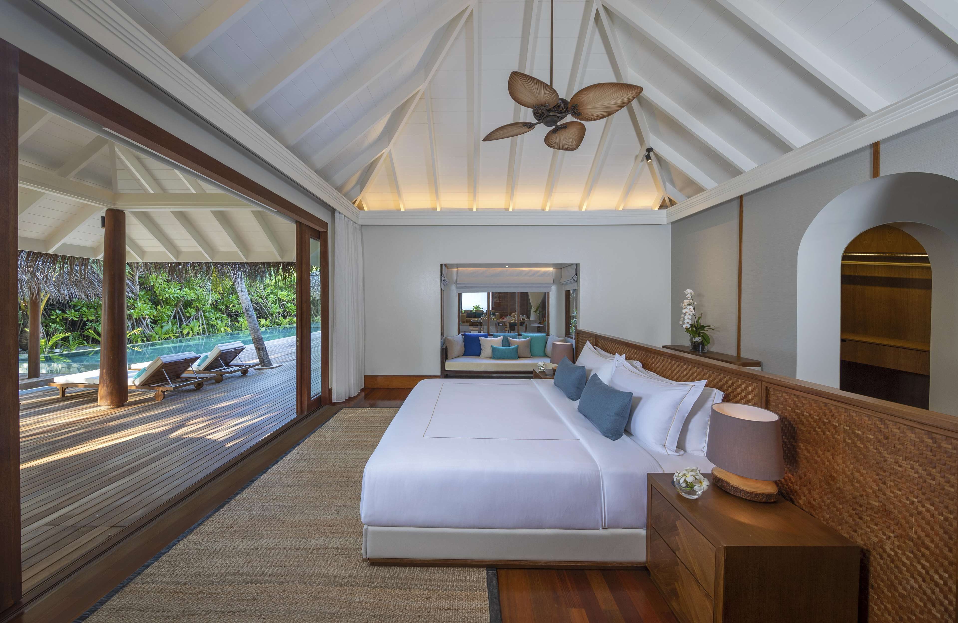 Anantara Kihavah Maldives Villas Anantara Kihavah Maldives Villas