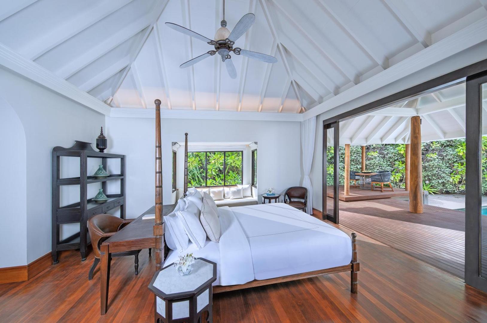 Anantara Kihavah Maldives Villas Anantara Kihavah Maldives Villas