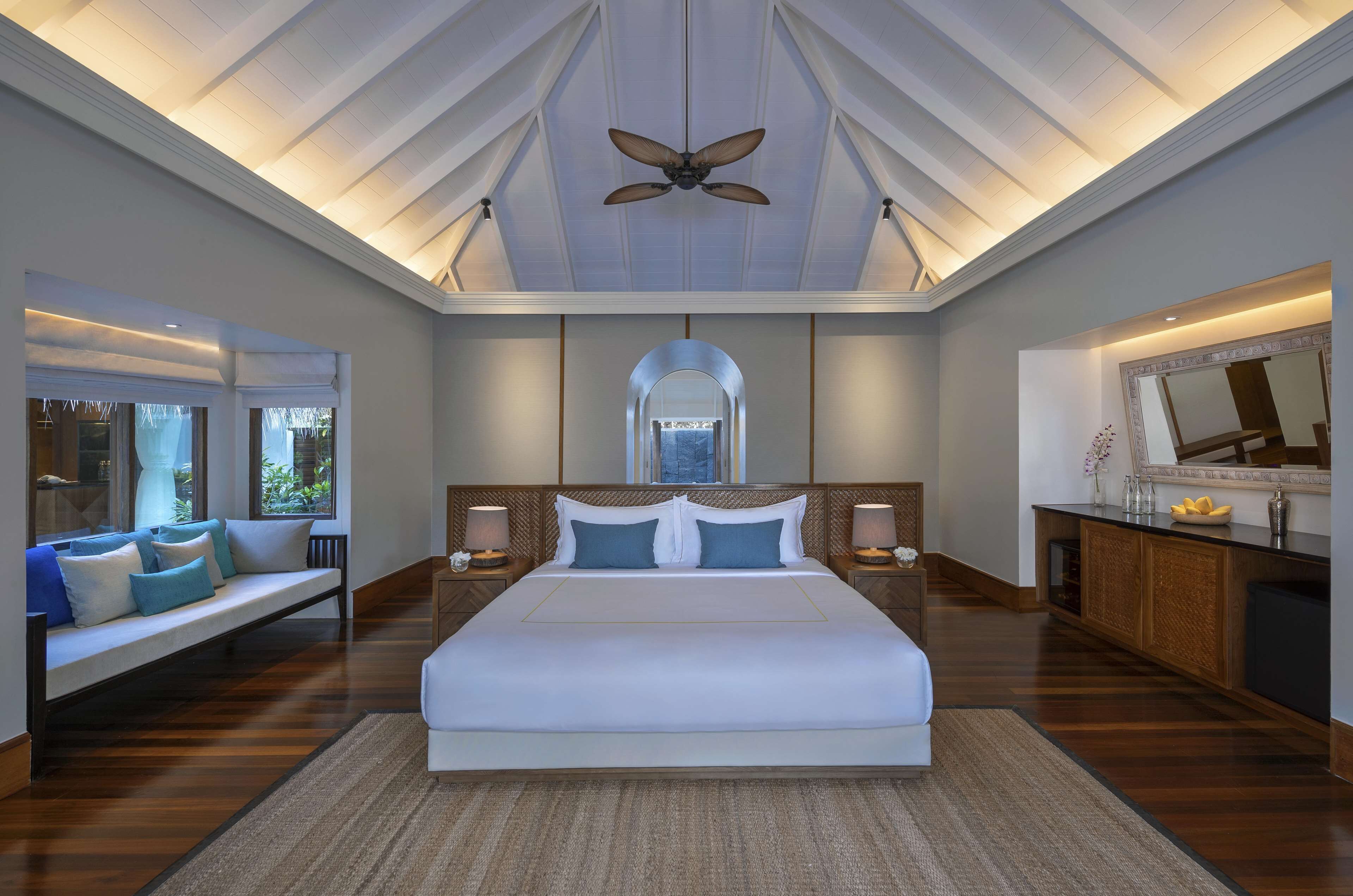Anantara Kihavah Maldives Villas Anantara Kihavah Maldives Villas