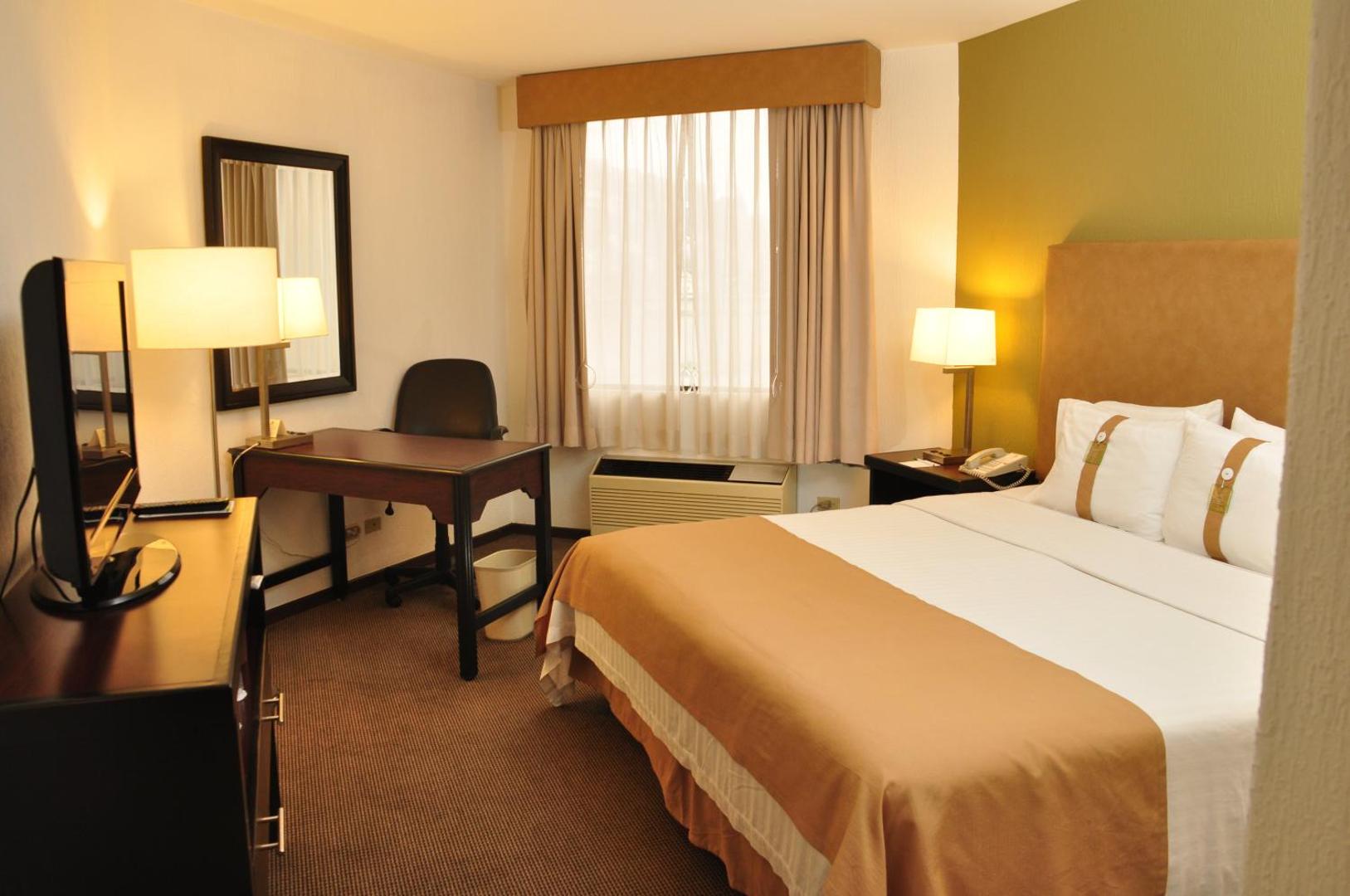 Holiday Inn Tijuana Zona Rio Holiday Inn Tijuana Zona Rio