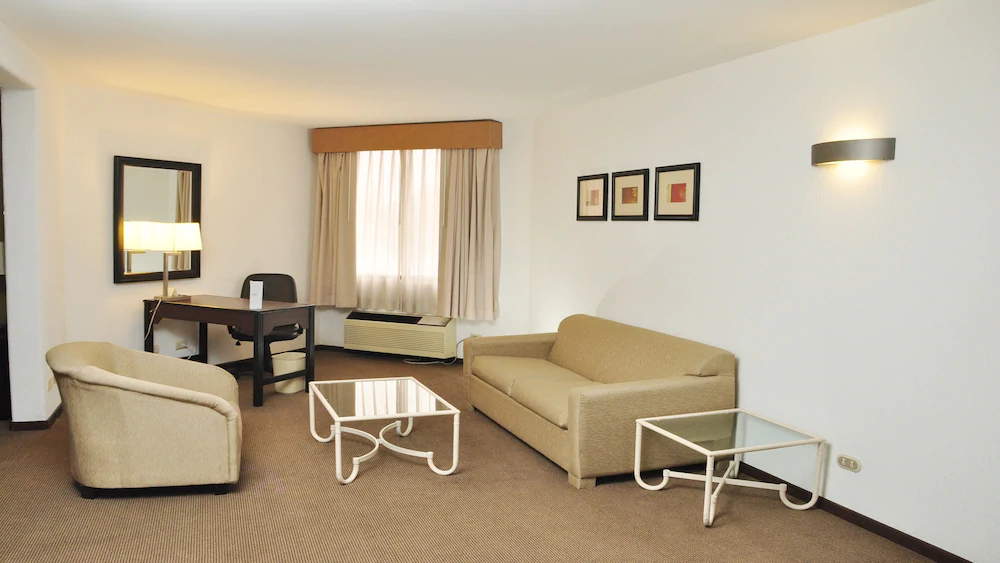 Holiday Inn Tijuana Zona Rio Holiday Inn Tijuana Zona Rio