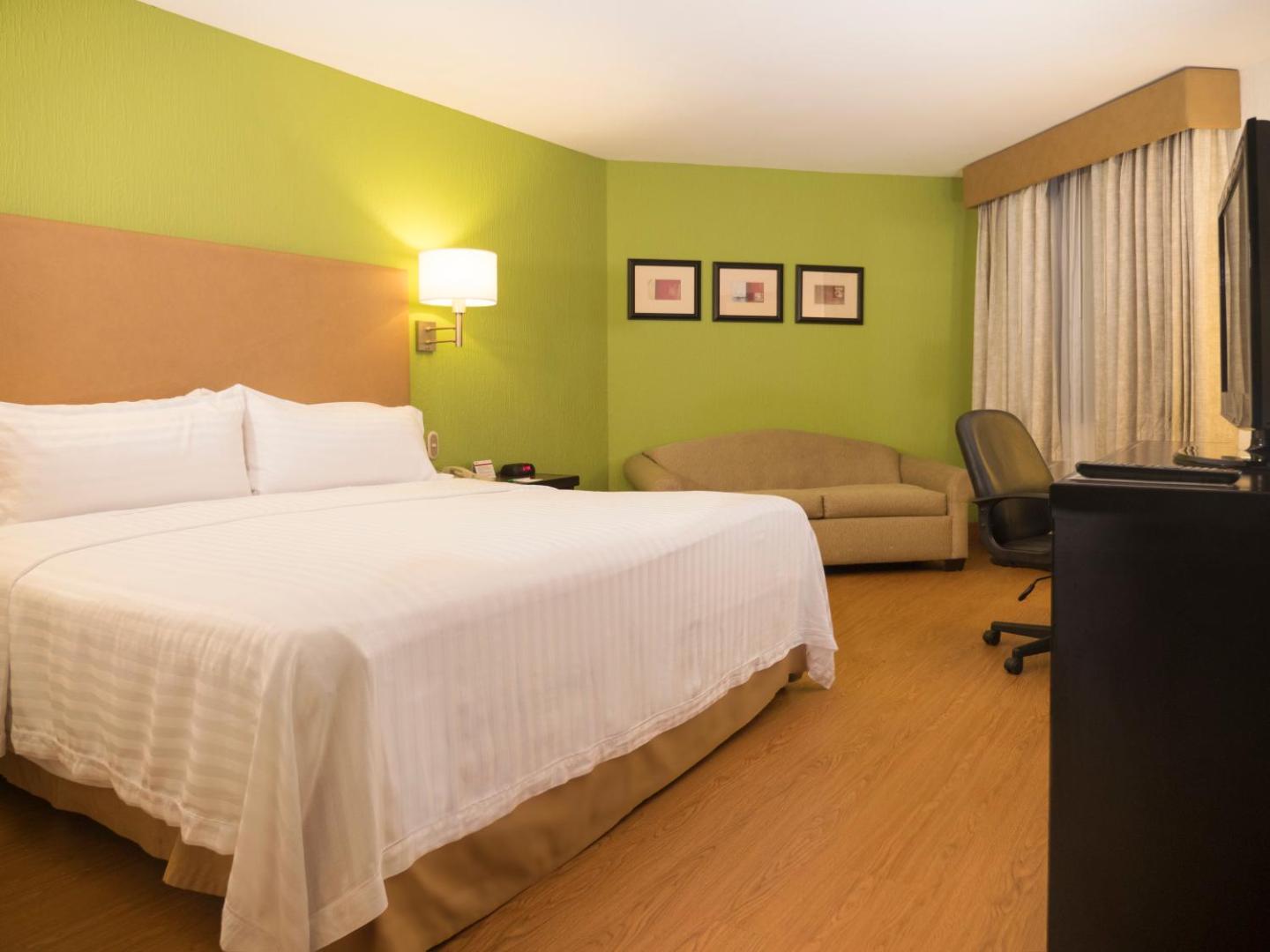 Holiday Inn Tijuana Zona Rio Holiday Inn Tijuana Zona Rio