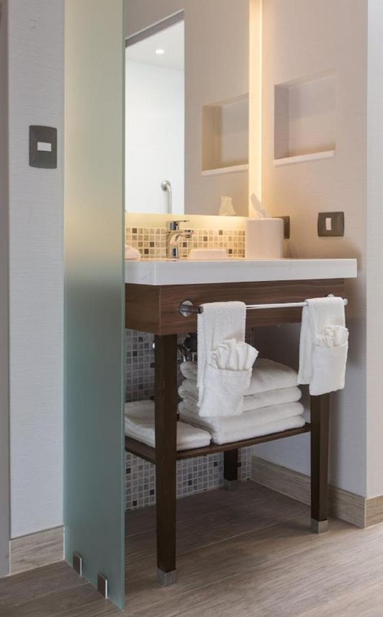 Hampton Inn by Hilton Hermosillo Hampton Inn by Hilton Hermosillo