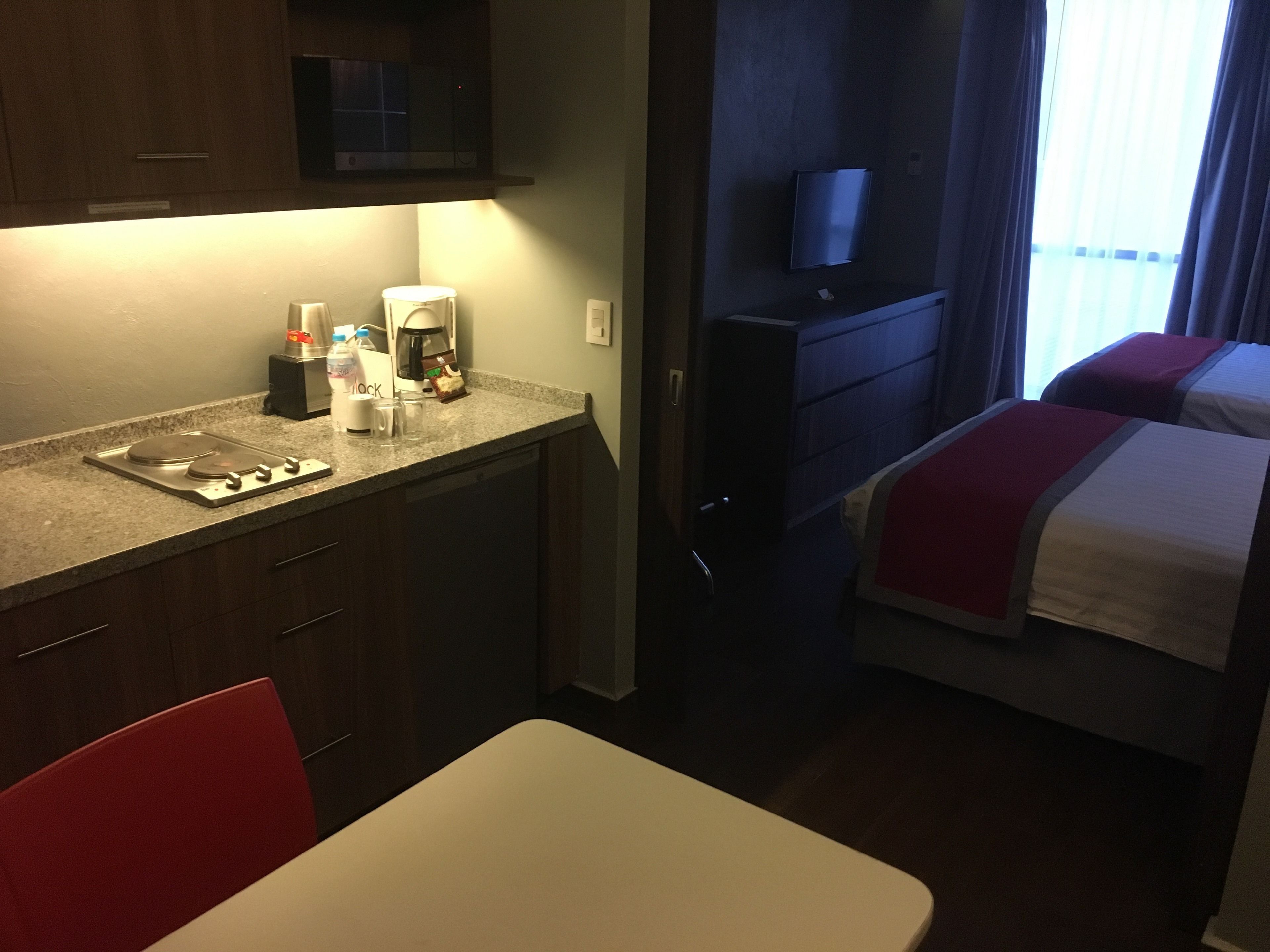 Hotel Block Suites Hotel Block Suites