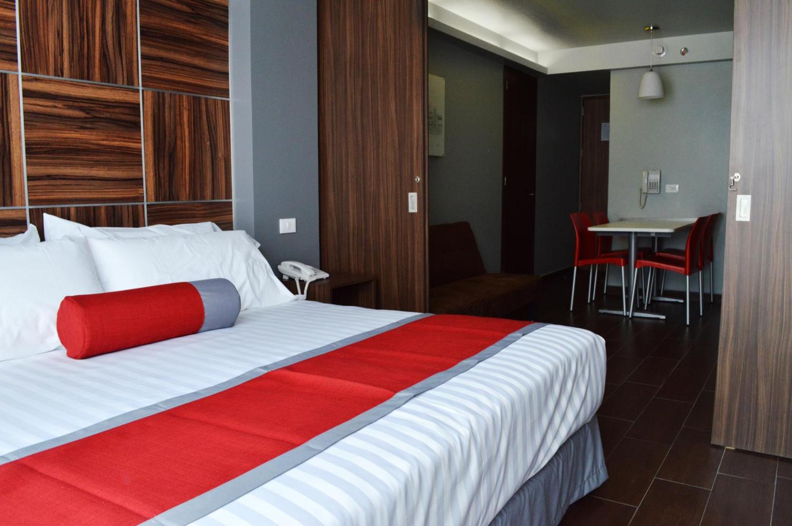 Hotel Block Suites Hotel Block Suites
