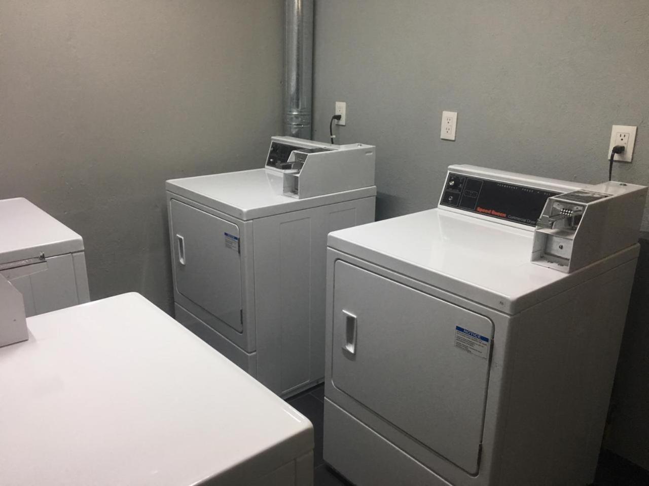 Hotel Block Suites Hotel Block Suites