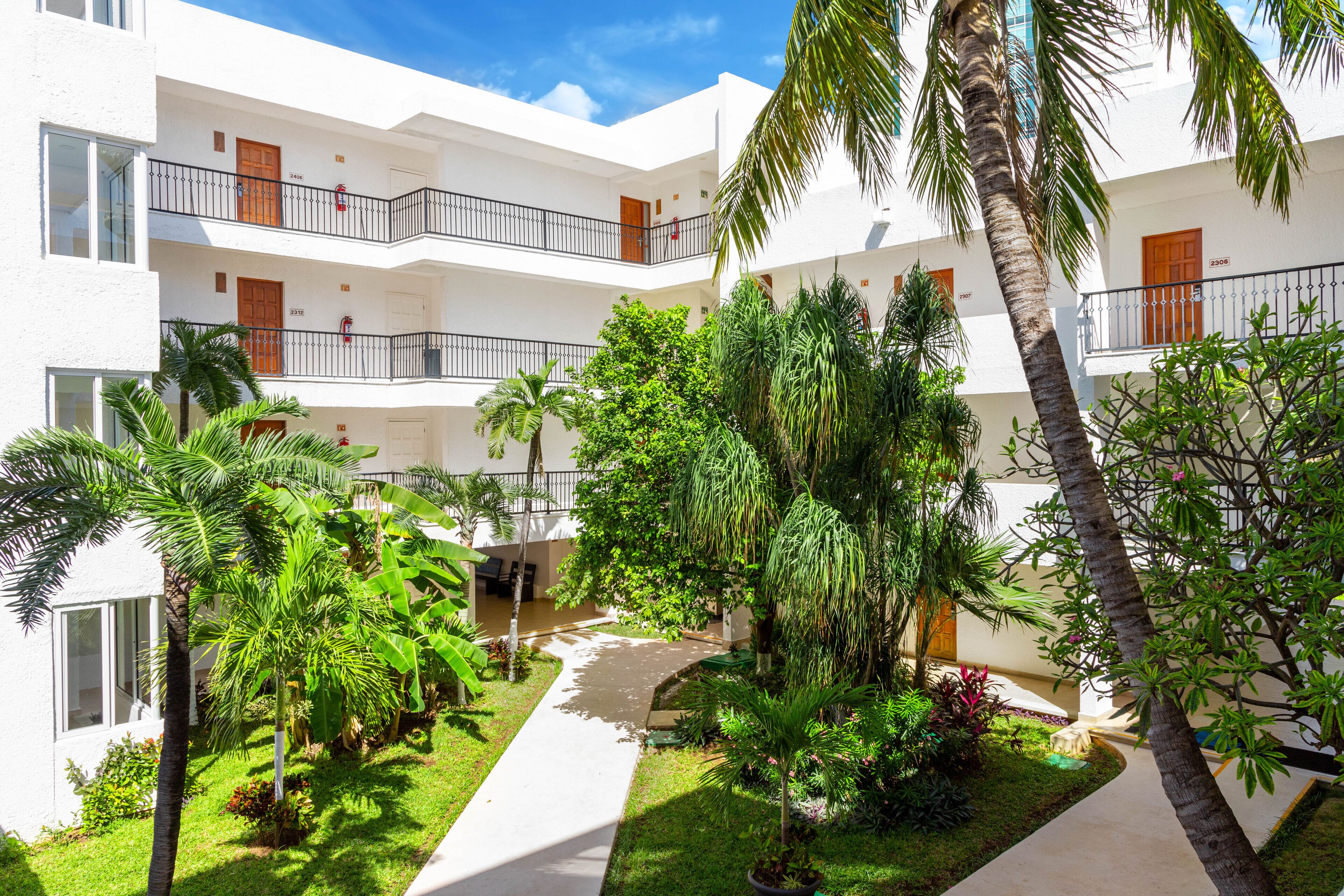 BeachScape Kin Ha Villas & Suites BeachScape Kin Ha Villas & Suites