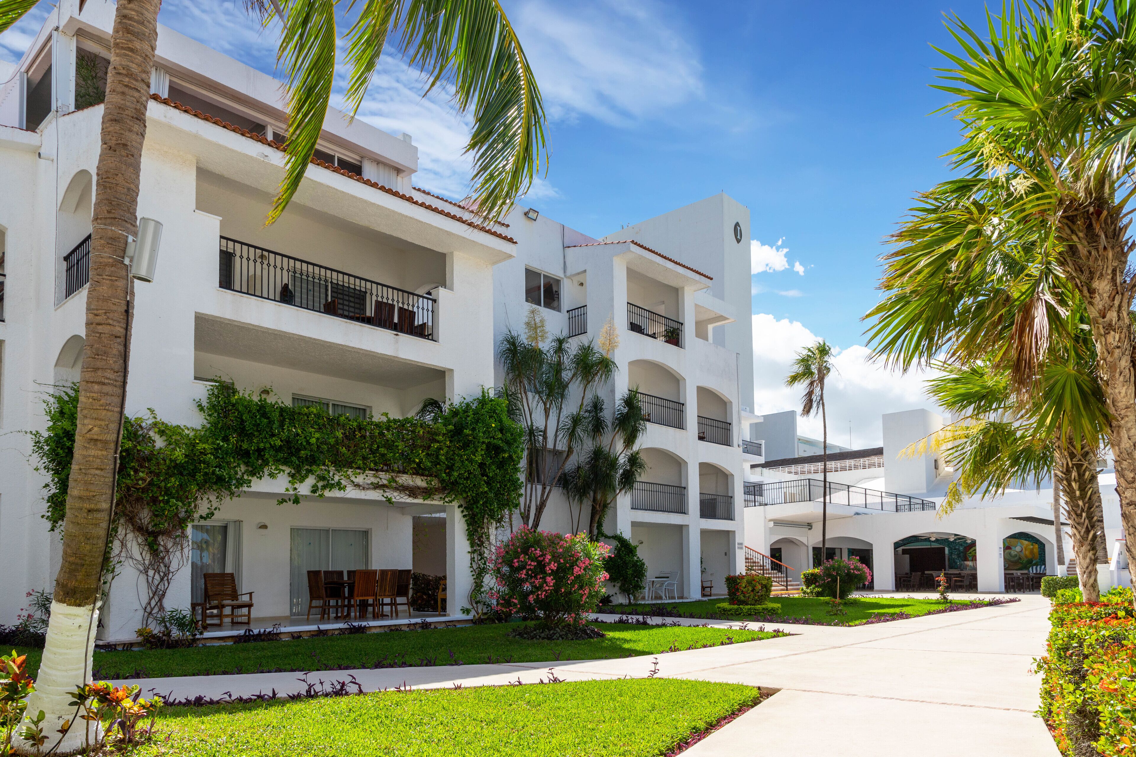 BeachScape Kin Ha Villas & Suites BeachScape Kin Ha Villas & Suites