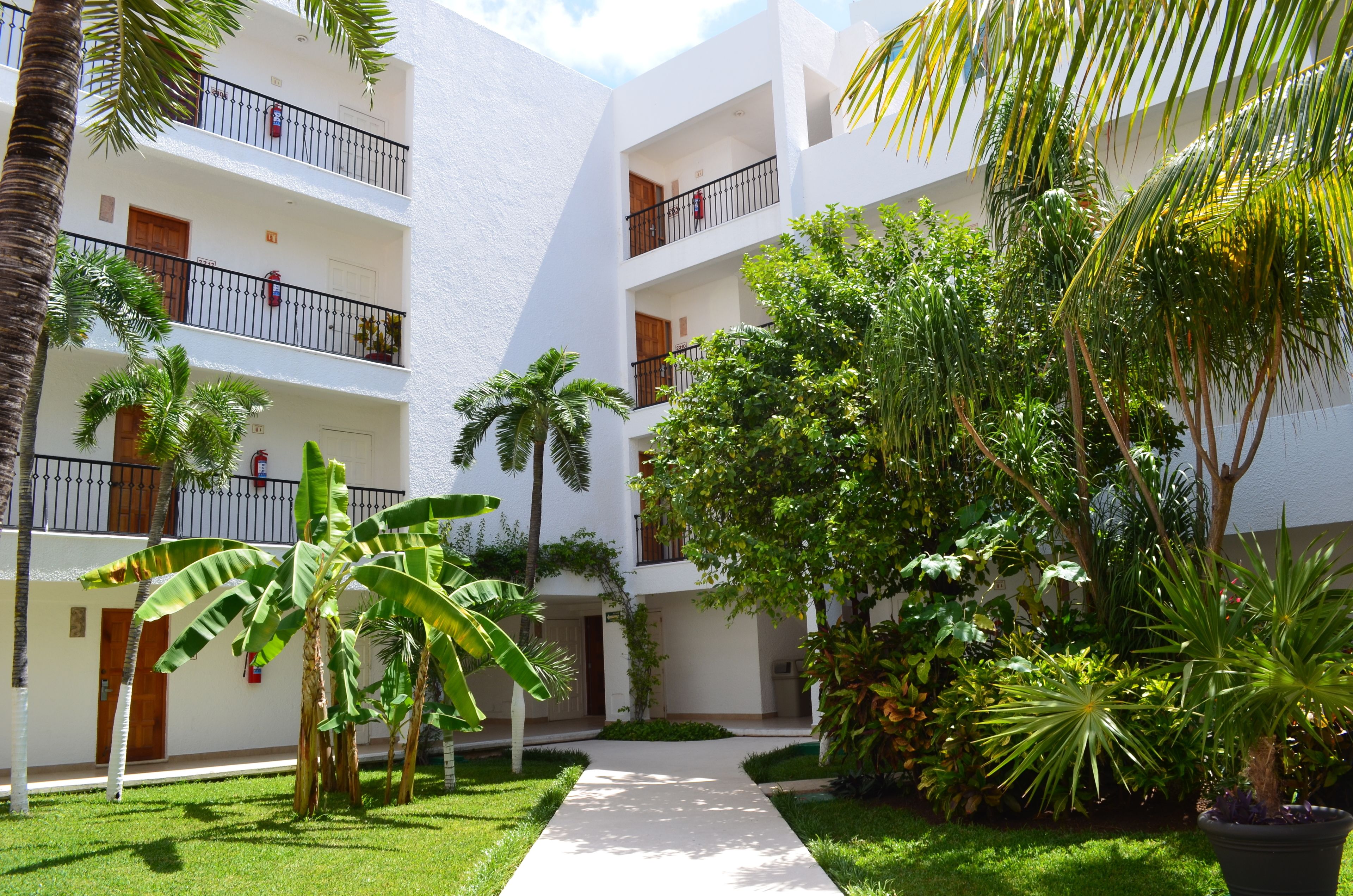 BeachScape Kin Ha Villas & Suites BeachScape Kin Ha Villas & Suites