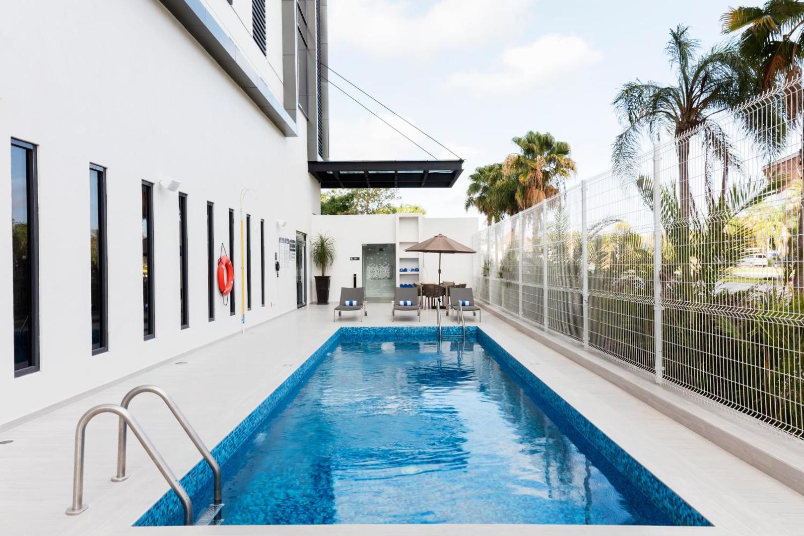 Hampton Inn by Hilton Cancun Cumbres Hampton Inn by Hilton Cancun Cumbres