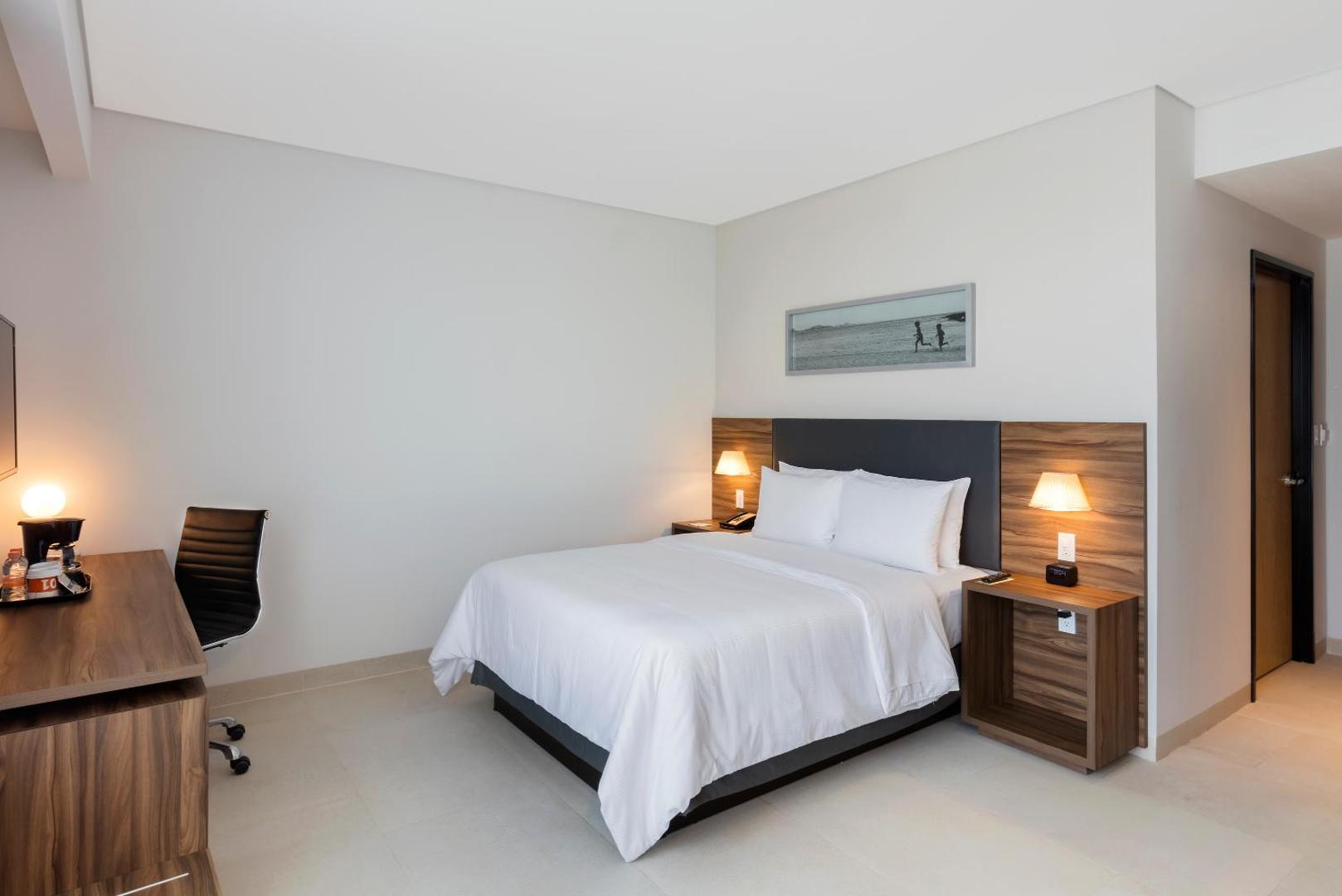 Hampton Inn by Hilton Cancun Cumbres Hampton Inn by Hilton Cancun Cumbres
