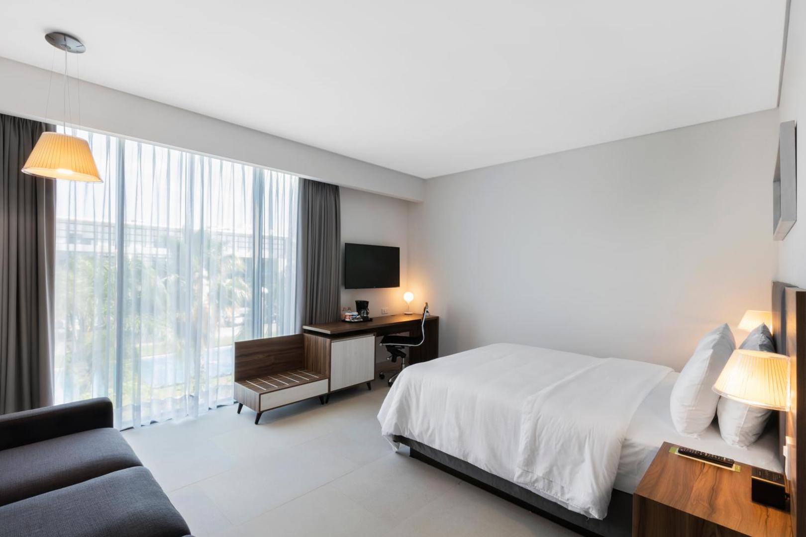 Hampton Inn by Hilton Cancun Cumbres Hampton Inn by Hilton Cancun Cumbres