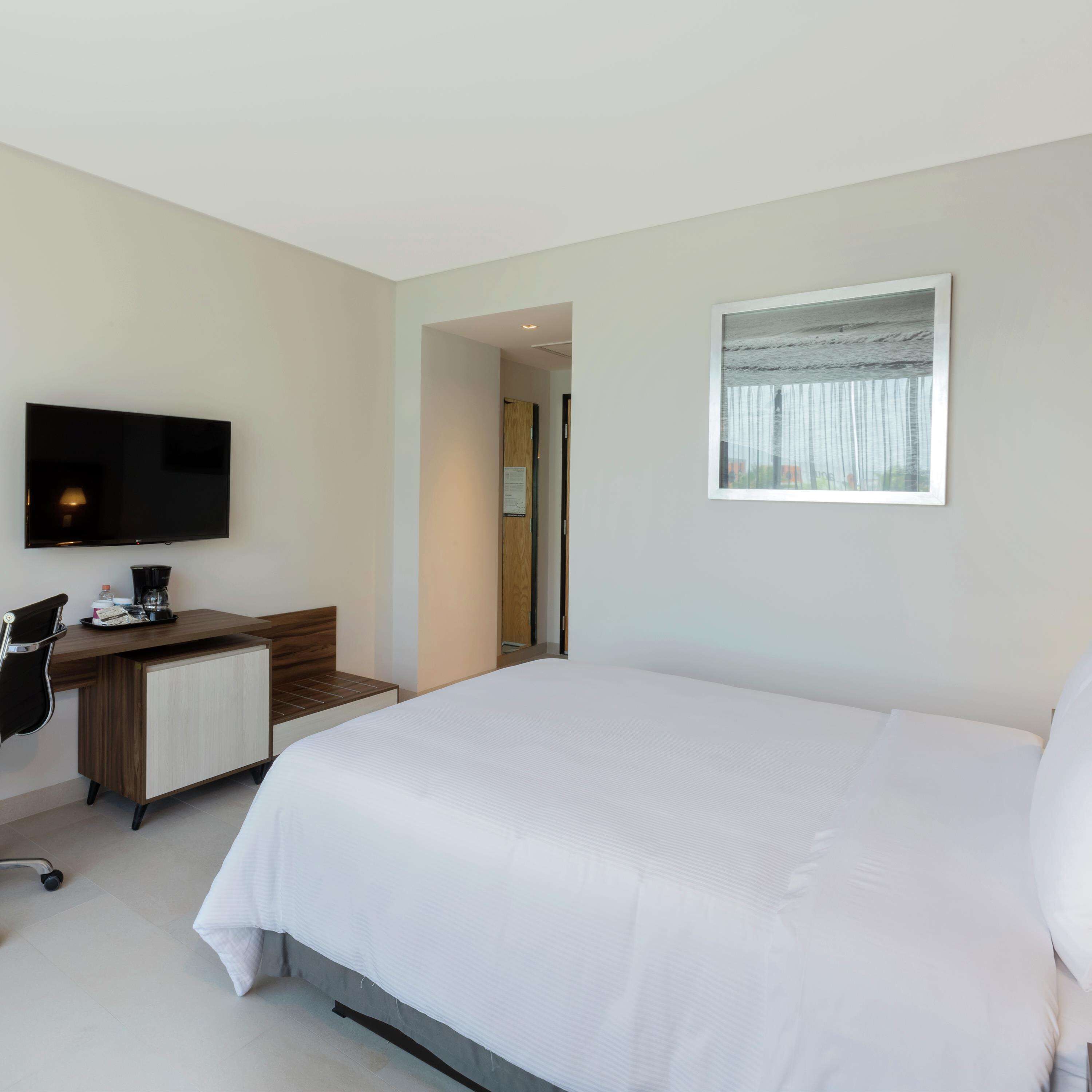 Hampton Inn by Hilton Cancun Cumbres Hampton Inn by Hilton Cancun Cumbres