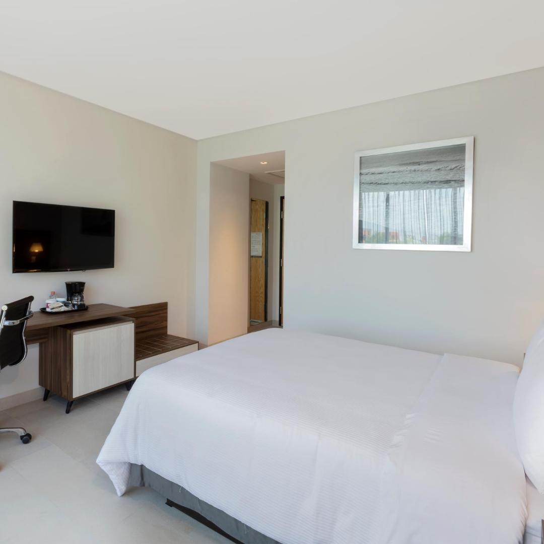 Hampton Inn by Hilton Cancun Cumbres Hampton Inn by Hilton Cancun Cumbres
