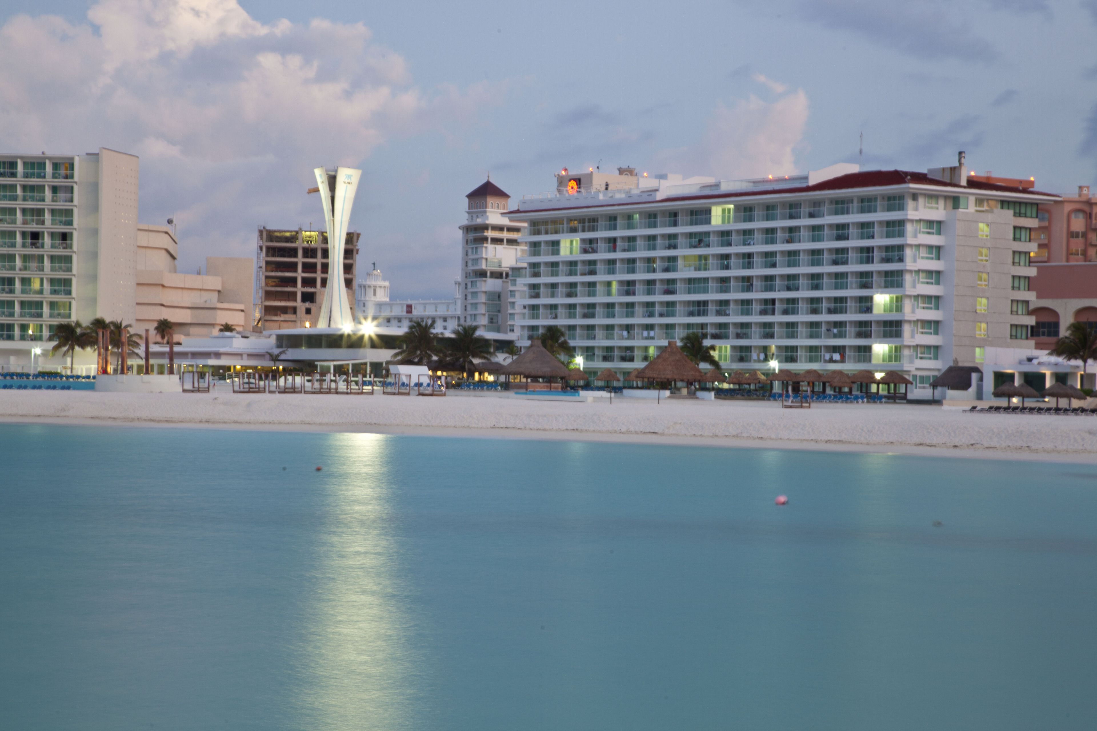 Krystal Cancún Krystal Cancún