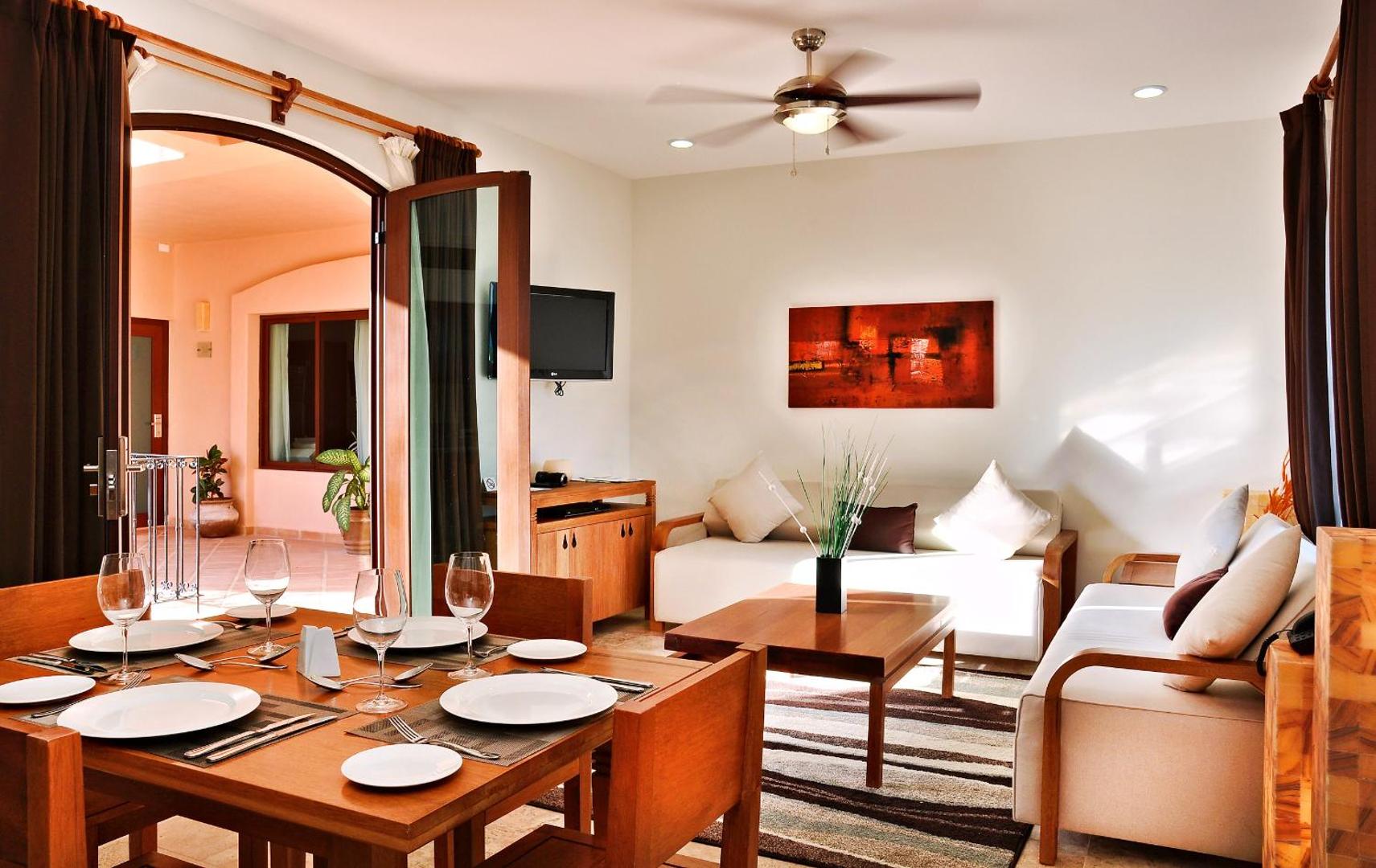 Acanto Playa del Carmen, Trademark Collection by Wyndham Acanto Playa del Carmen, Trademark Collection by Wyndham