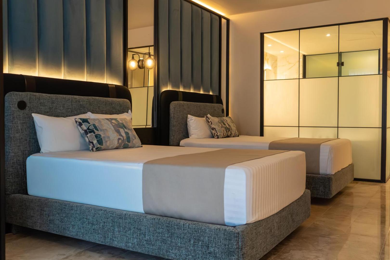 Grand Sunset Princess