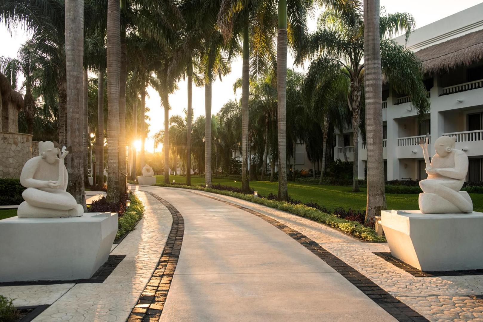 Grand Sunset Princess