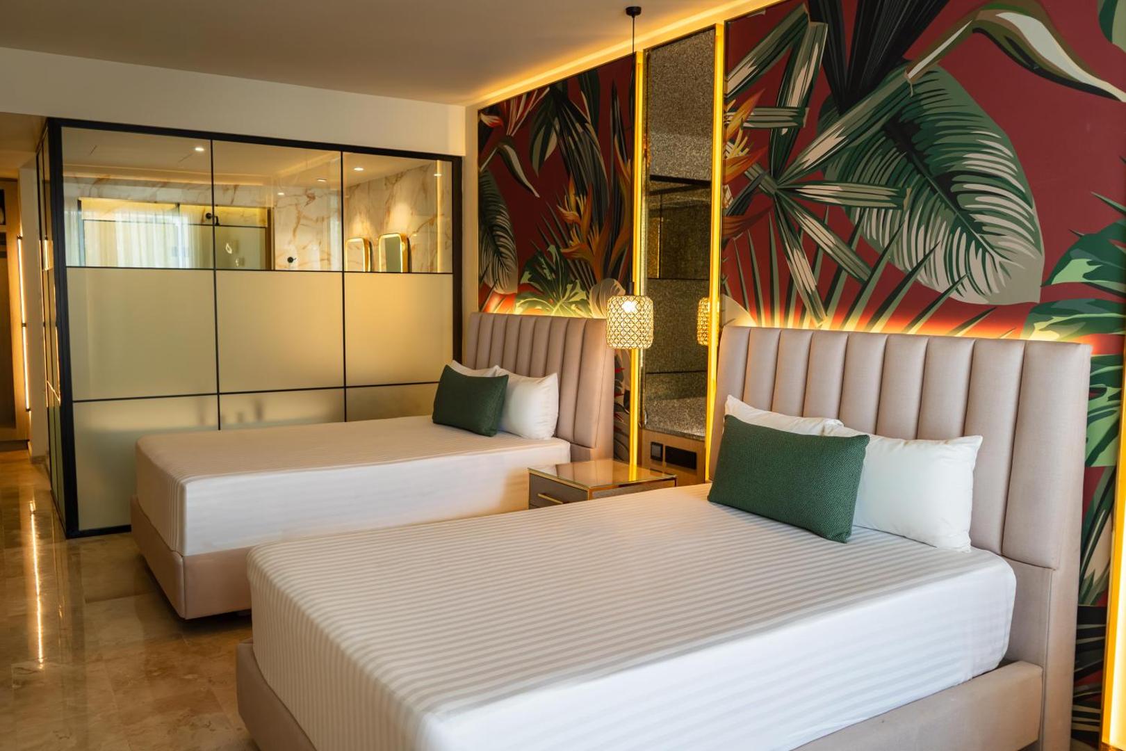 Grand Sunset Princess