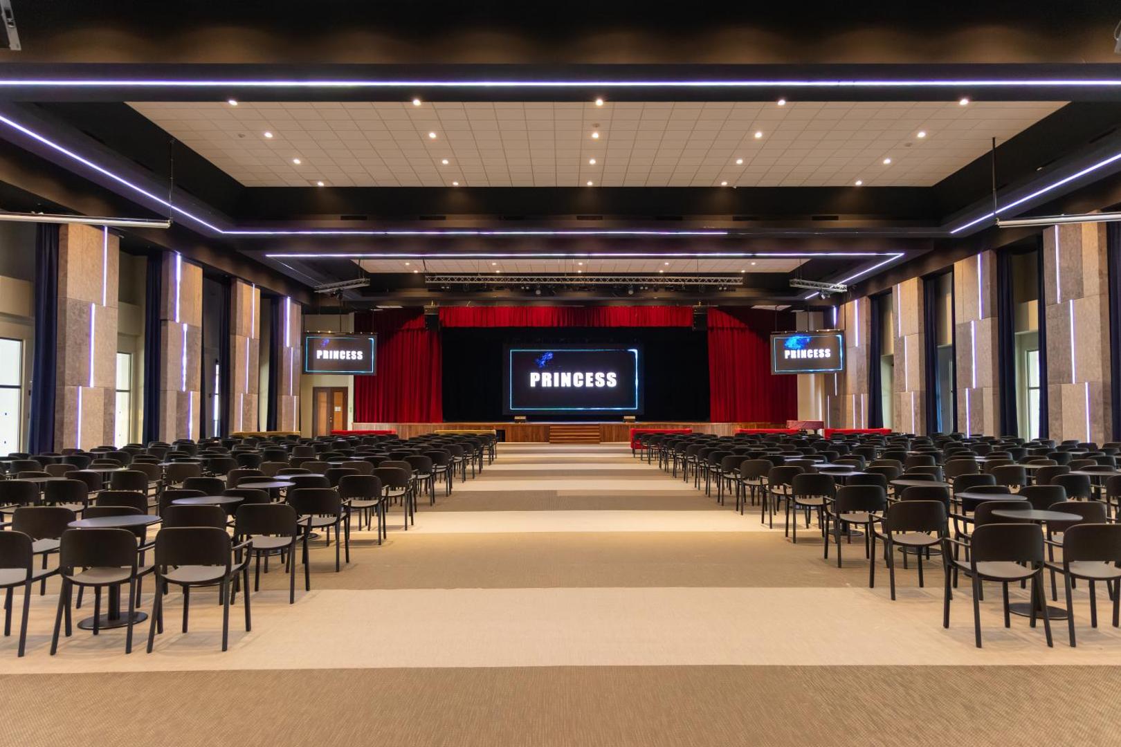 Grand Sunset Princess