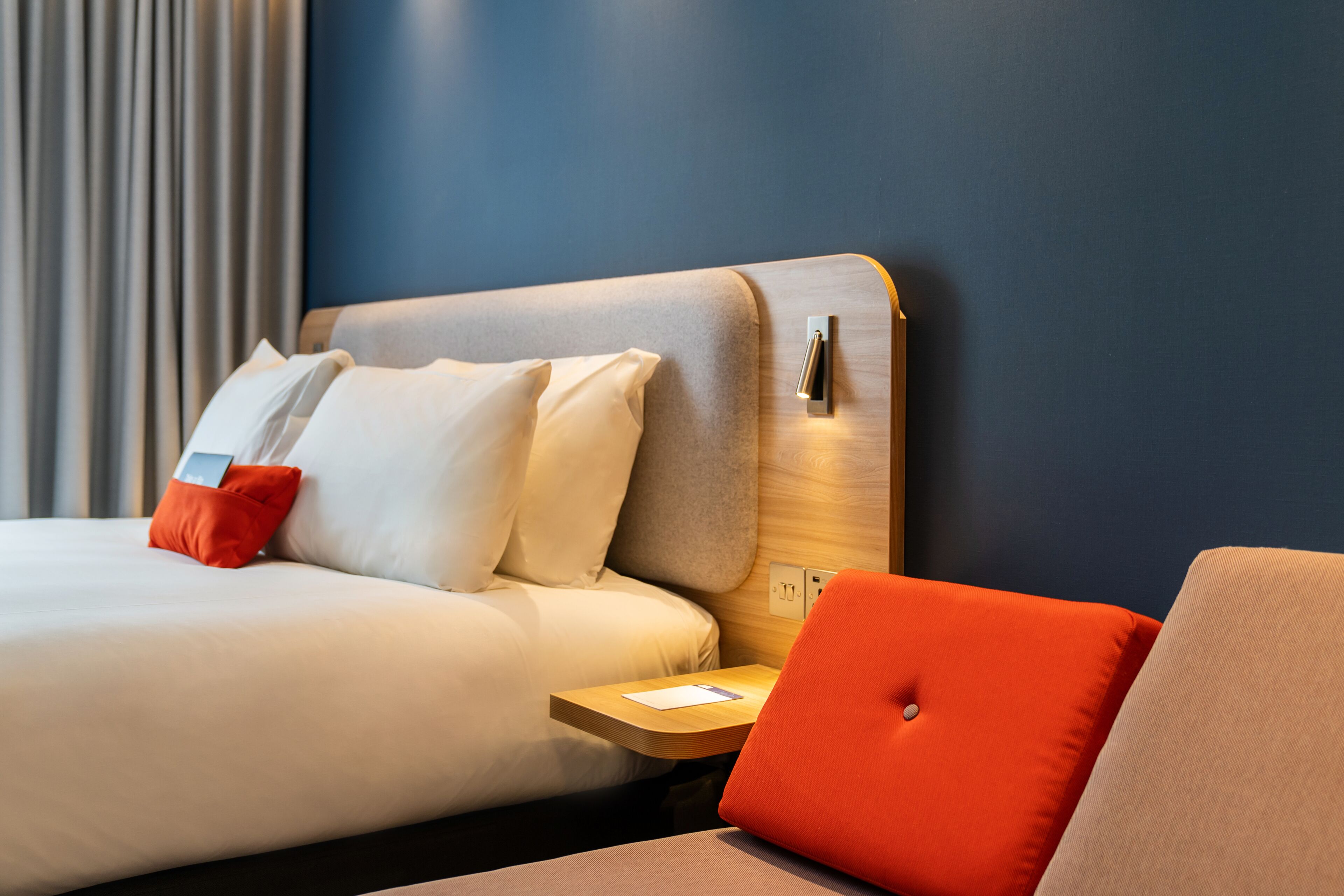 Holiday Inn Express Amsterdam - North Riverside Holiday Inn Express Amsterdam - North Riverside